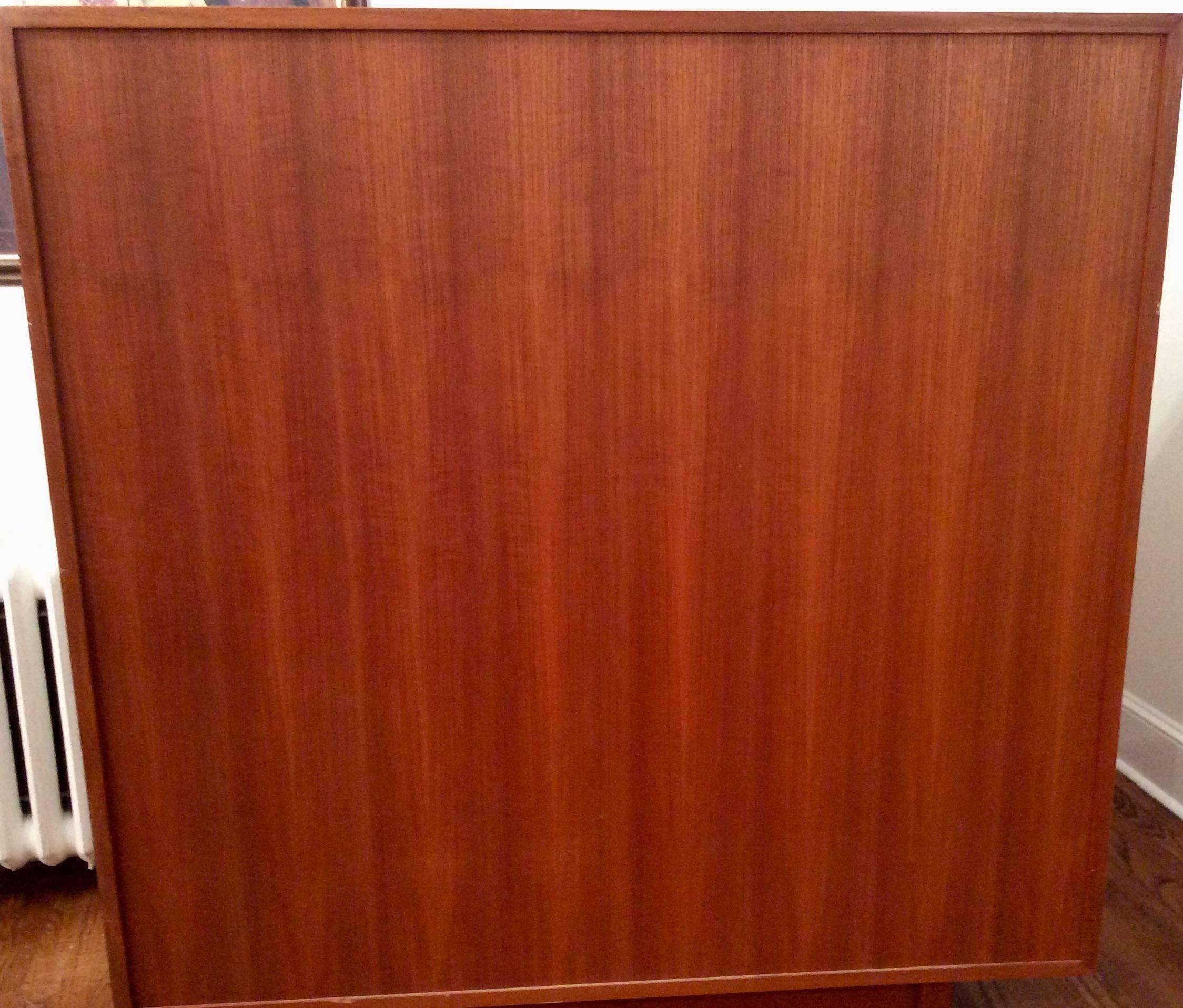 Large Walnut Dresser by Arne Wahl Iversen In Good Condition In Tarrytown, NY