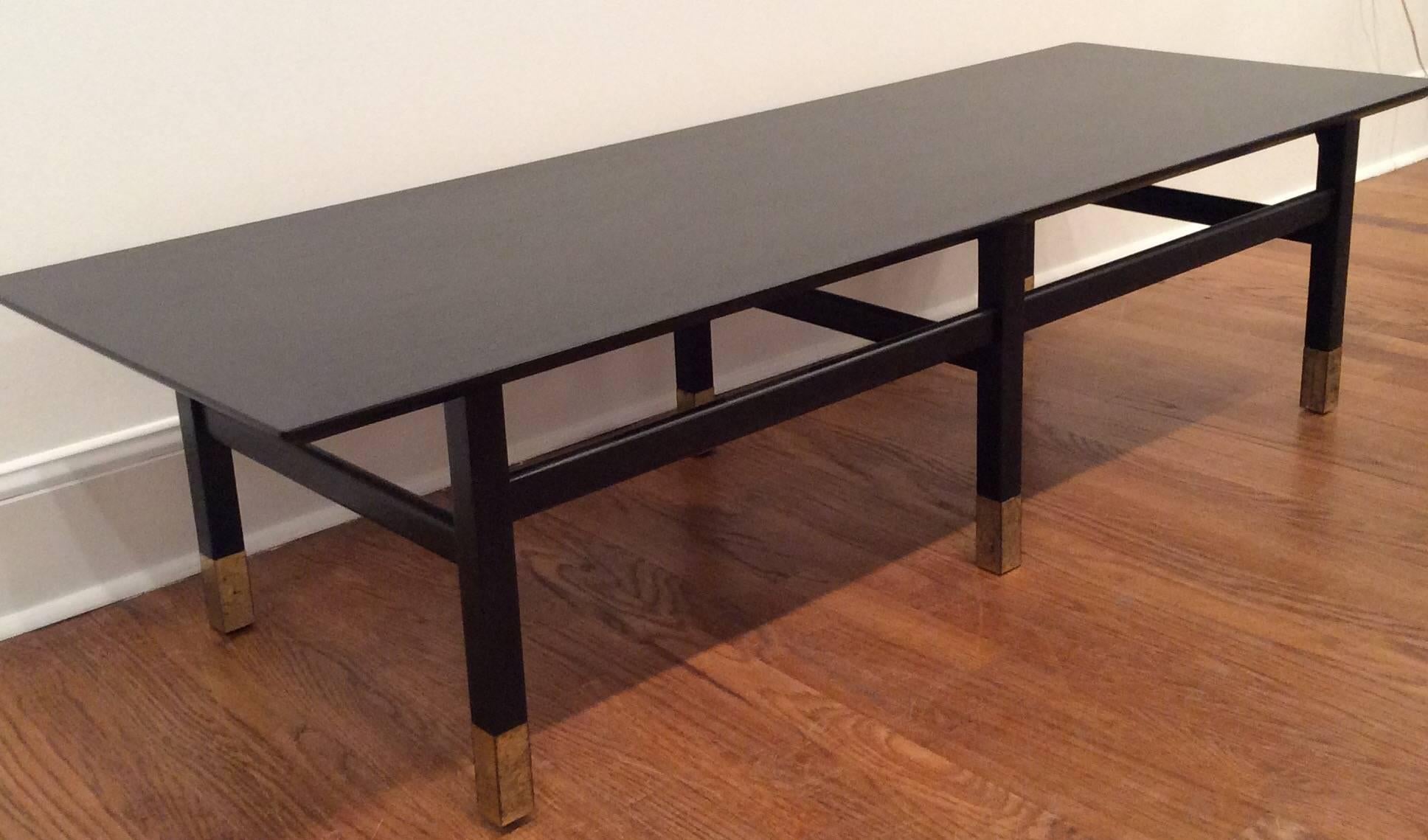 Ebonized Wood Coffee Table In Good Condition For Sale In Tarrytown, NY