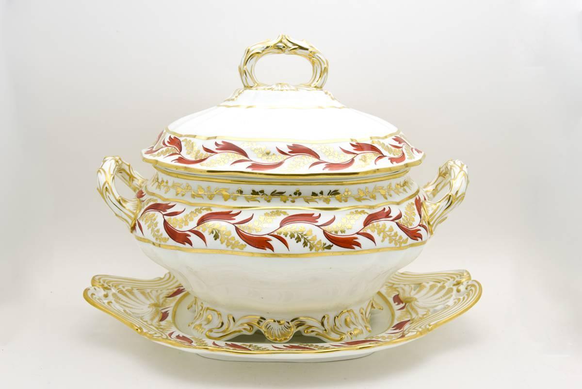 Spode Soup Tureen with Under Plate For Sale at 1stdibs