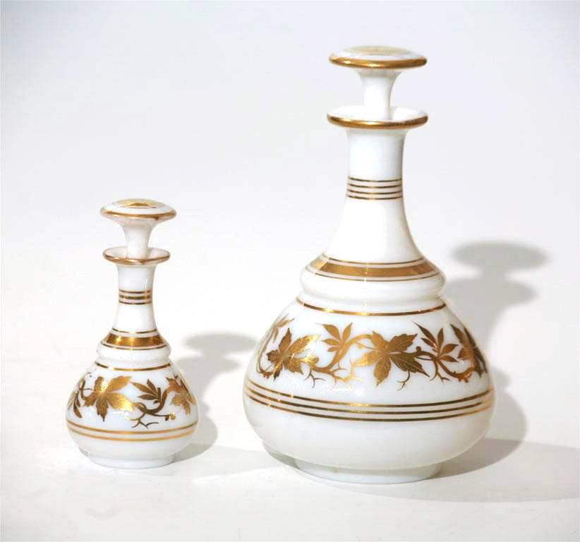 19th Century Baccarat Five-Piece Opaline Water Set with Gilt Enamel Decoration For Sale 4