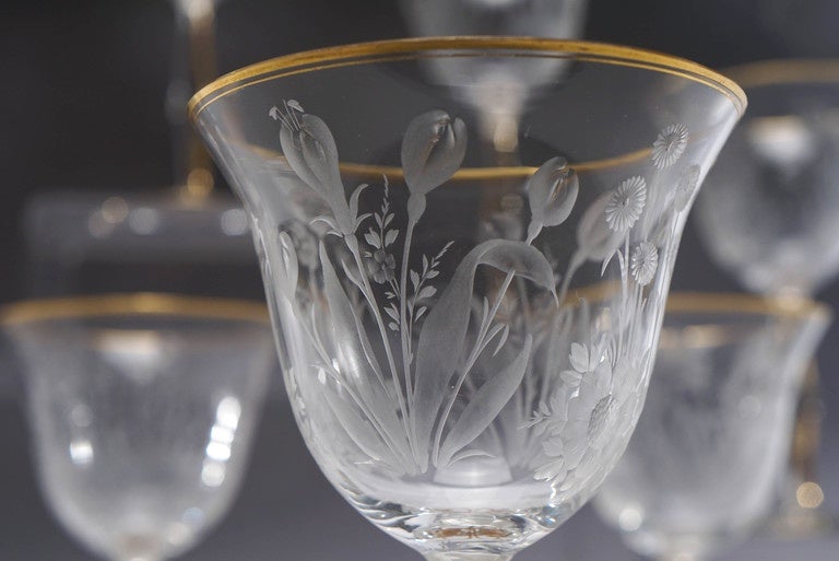 Late 19th Century 12 Handblown Crystal Mousseline Goblets Wines with Intaglio Cut Decoration