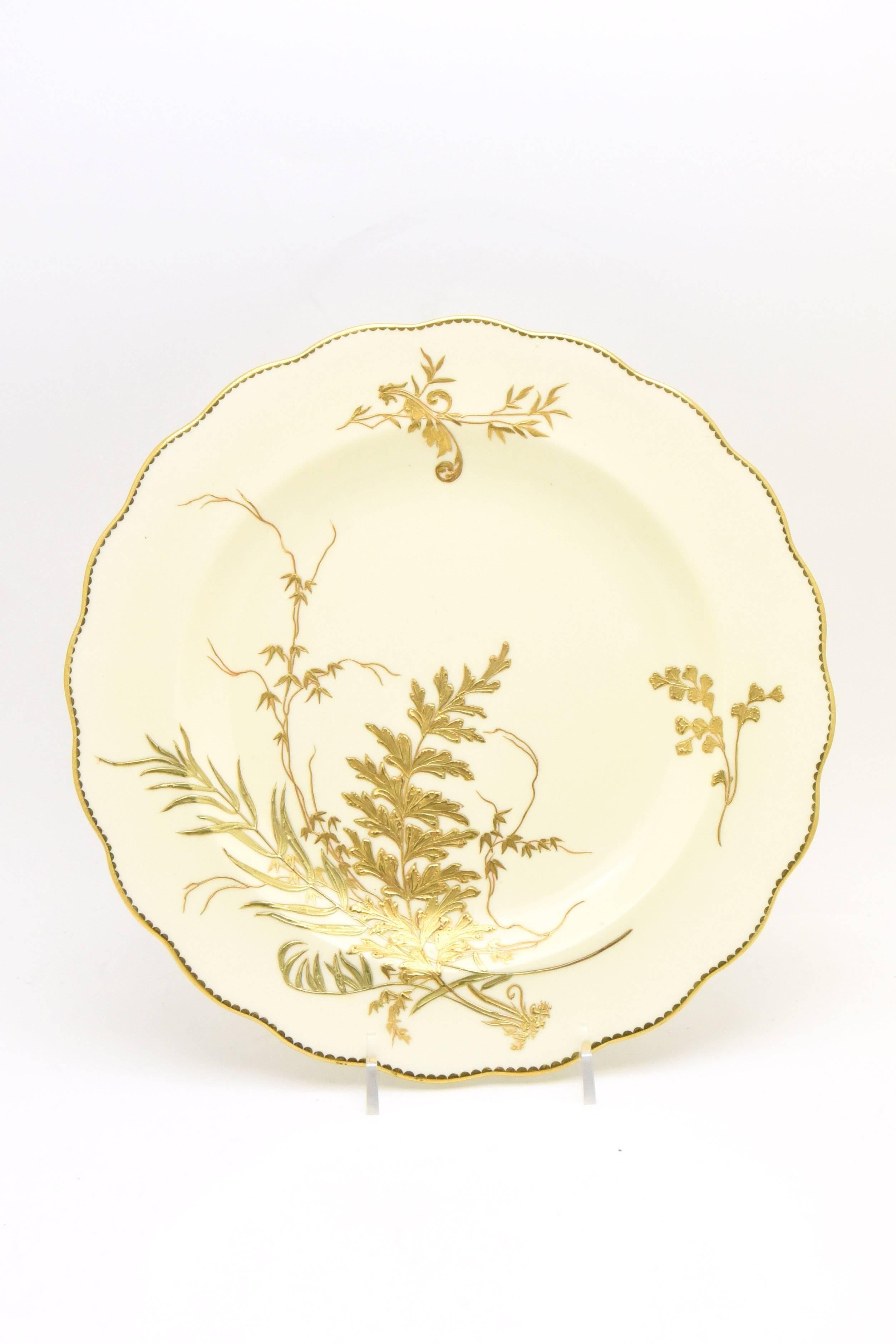 12 Tiffany 19th Century Aesthetic Movement Ivory and Raised Gold Fern Plates In Excellent Condition In Great Barrington, MA