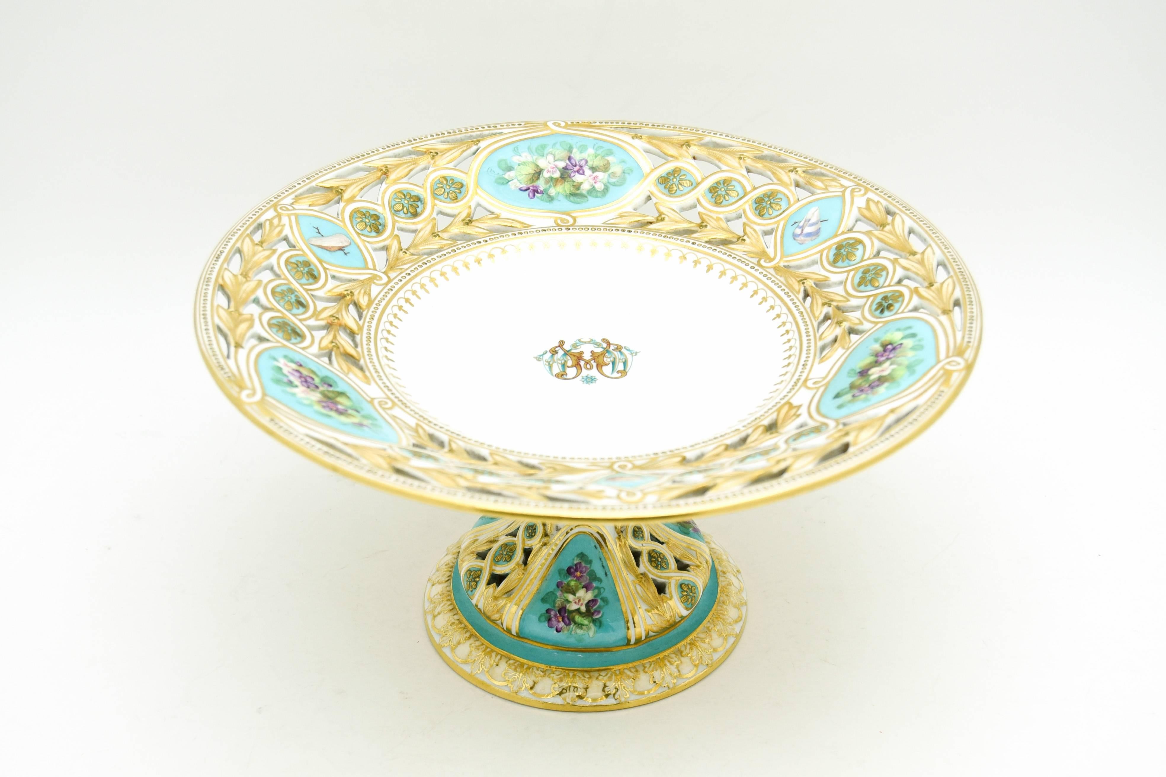 19th Century Worcester Hand-Painted Turquoise Partial Dessert Set In Excellent Condition For Sale In Great Barrington, MA