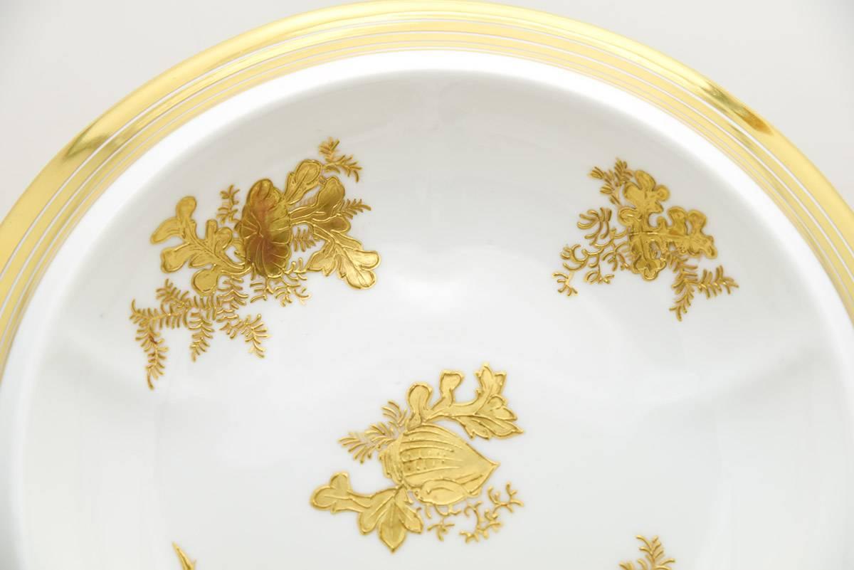 English 12 Gilt Seafood Bowls with Raised Paste Gold Shells Aesthetic Movement