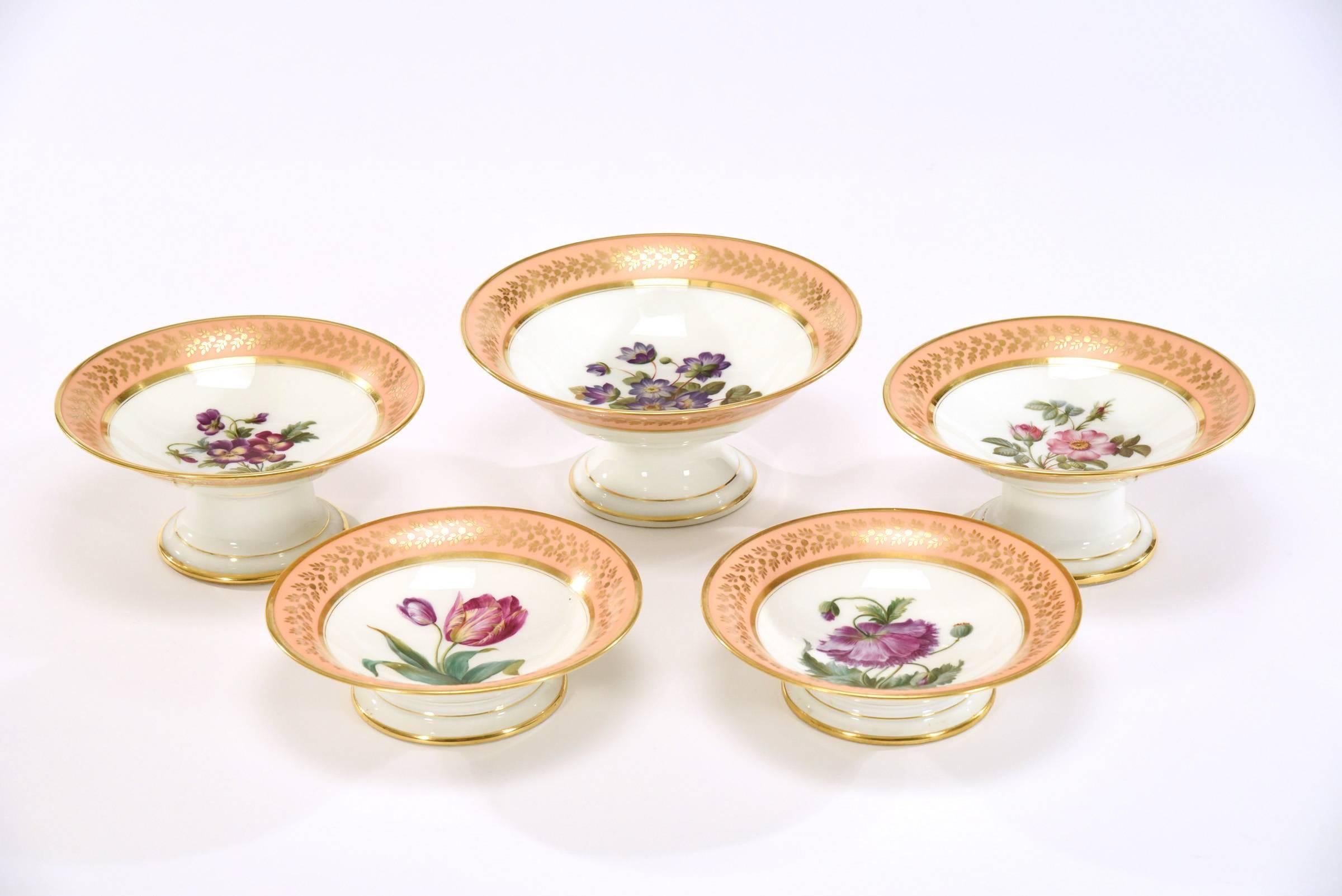 French 15-Piece Old Paris Dagoty Hand-Painted Botanical Peach and Gold Dessert Set For Sale