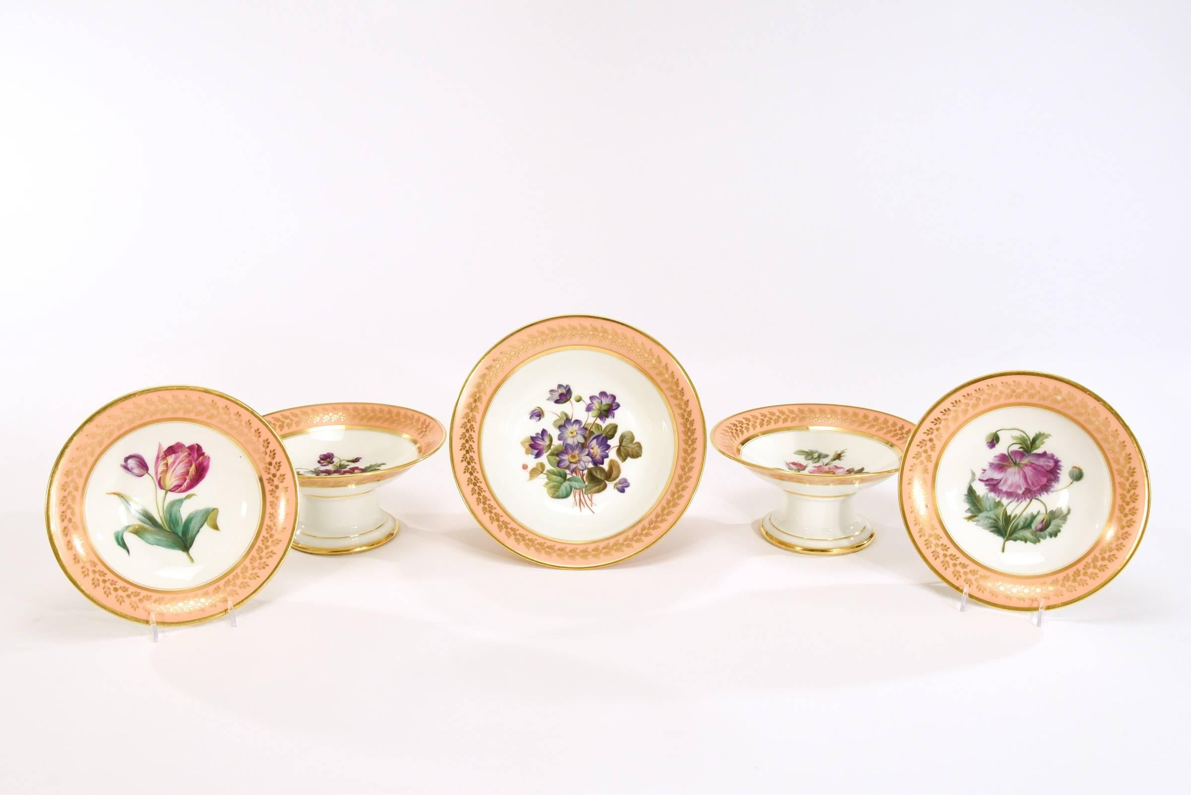 15-Piece Old Paris Dagoty Hand-Painted Botanical Peach and Gold Dessert Set In Excellent Condition For Sale In Great Barrington, MA