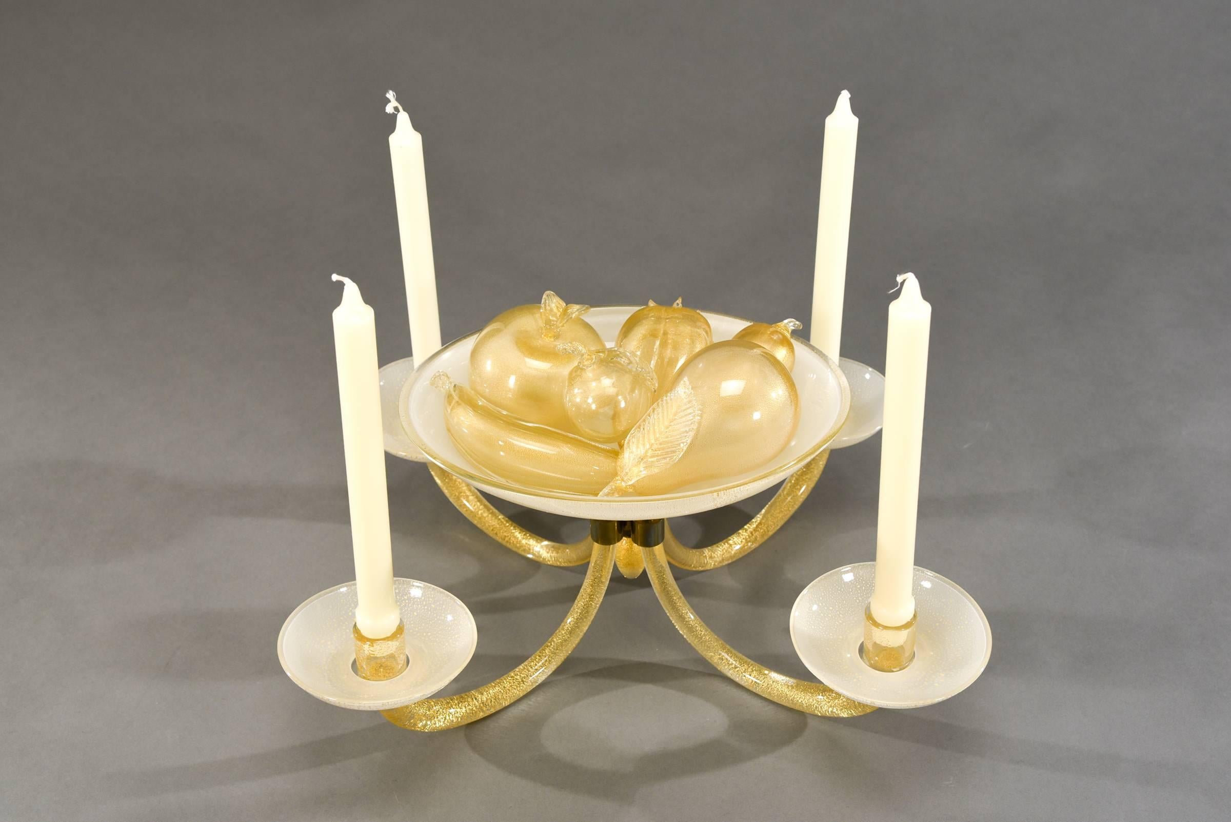 Barovier&Toso Centre de table Epergne et chandeliers Cristal opale avec feuille d'or en vente 3