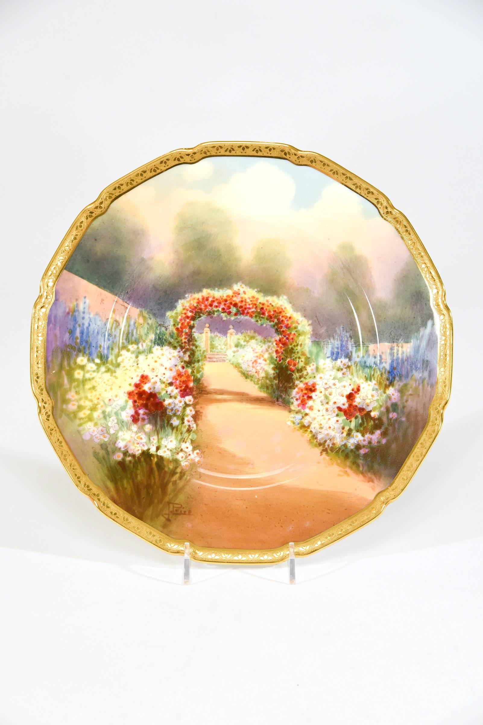 Porcelaine Lot de 12 assiettes de jardin scéniques Royal Doulton peintes à la main et signées par un artiste, avec or en vente