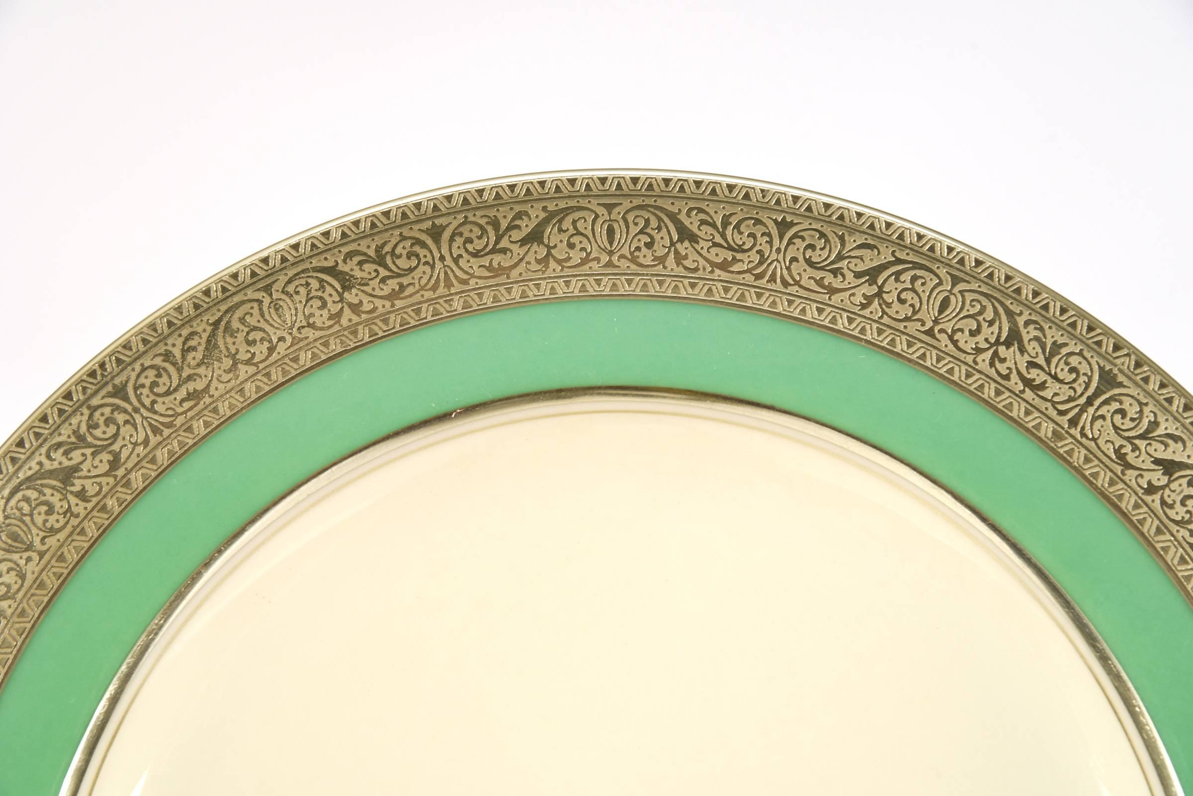 Set of 12 Lenox Green & Ivory Dessert Plates with Silver Overlay Borders, 1920s In Excellent Condition In Great Barrington, MA