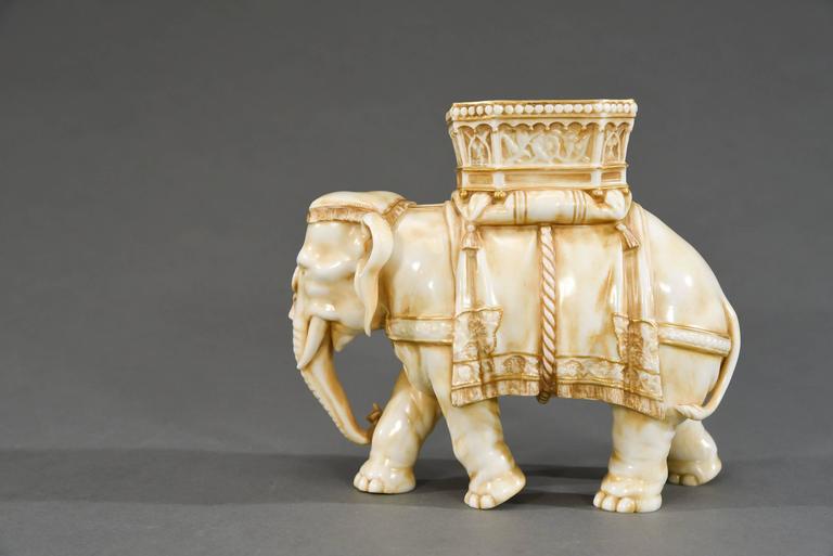 19th Century Royal Worcester Elephant Vase in Antique Ivory Jamed