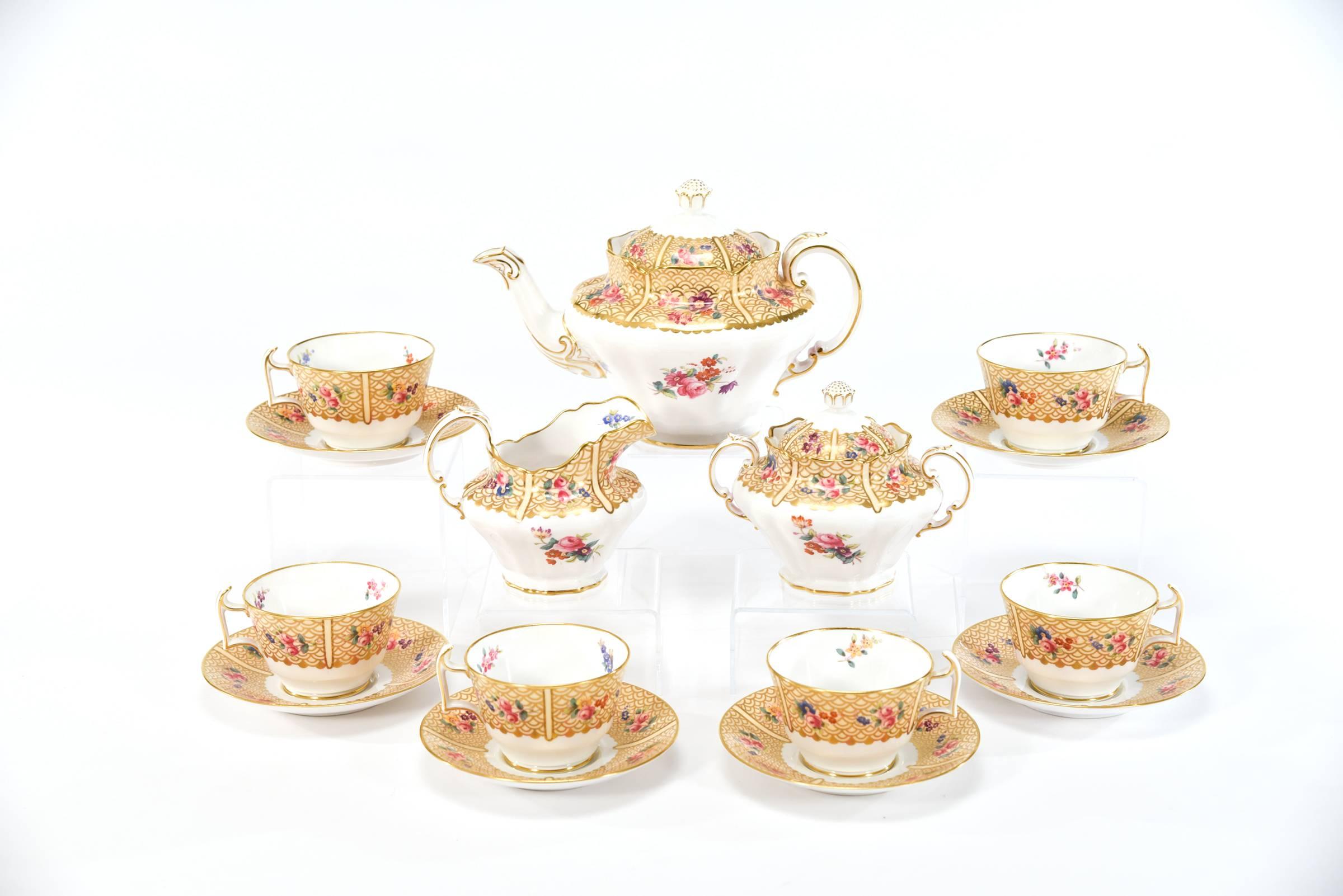 Copeland Spode für Tiffany Dessert- und Teeservice für 12 Personen mit japanischem Blumenmuster  (Japonismus) im Angebot