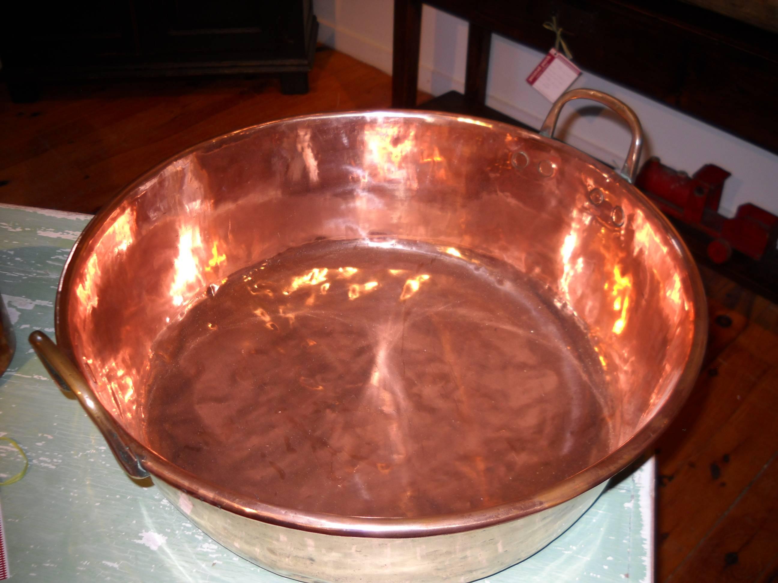 English Copper Pan with Handles In Excellent Condition In Sheffield, MA