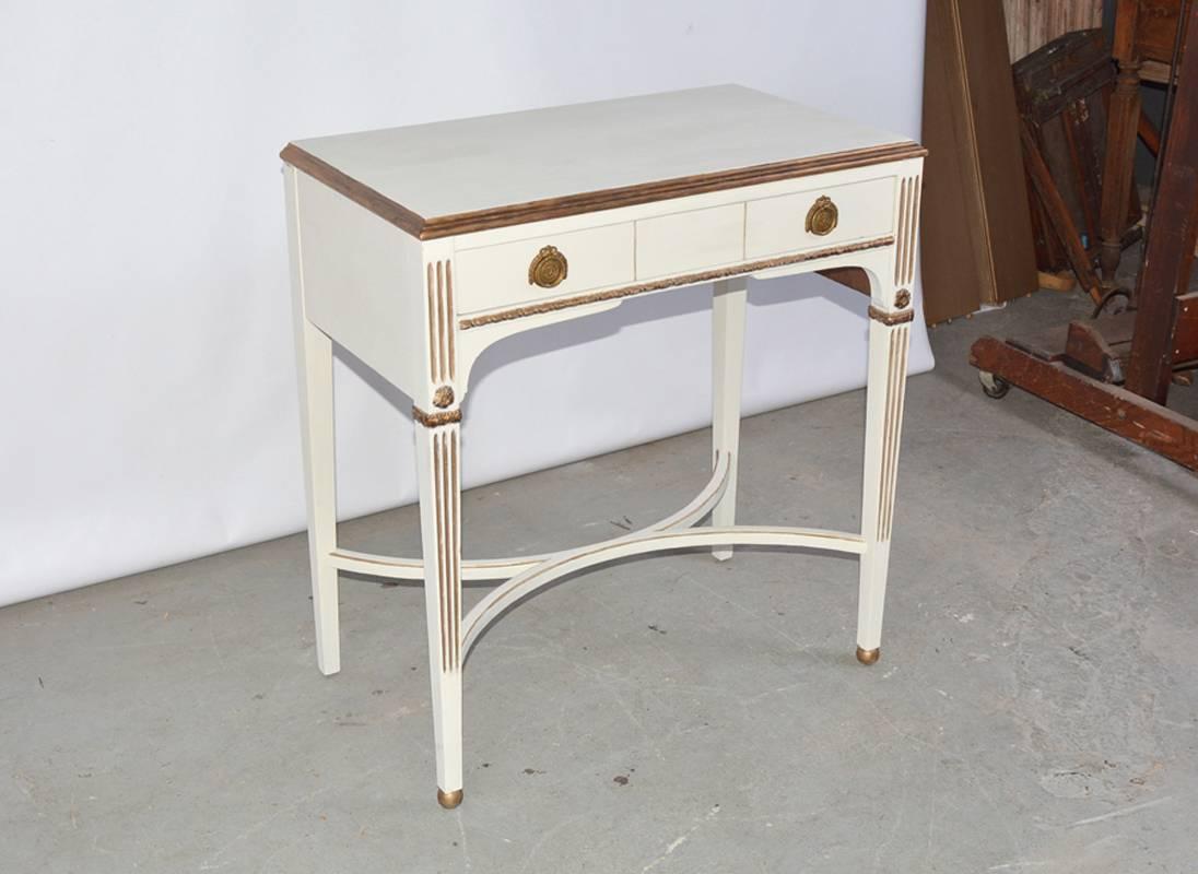 American Vintage Neoclassical Dressing Table For Sale