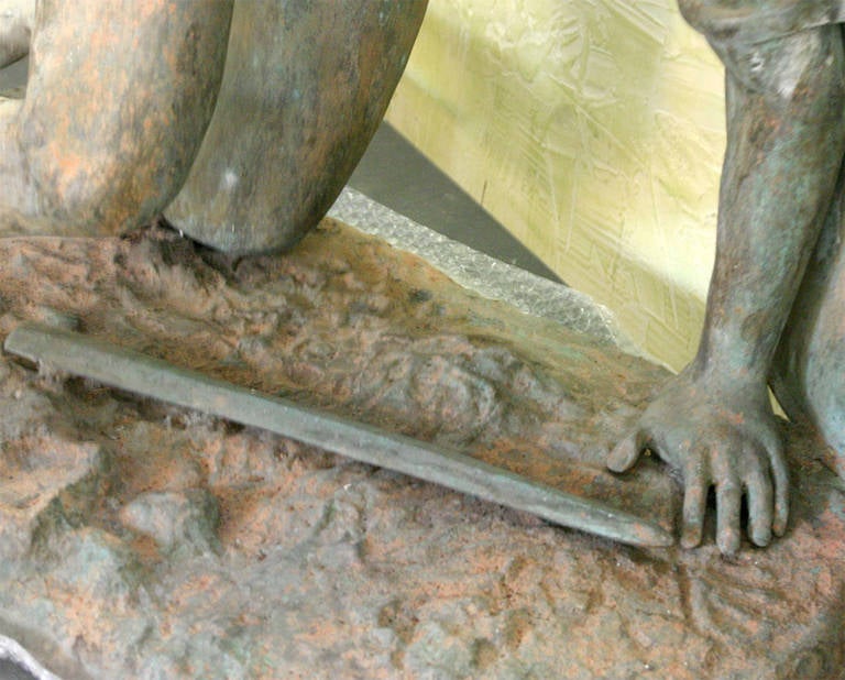Große klassische römische männliche nackte Krieger-Bronze-Skulptur (Griechisch-römisch) im Angebot