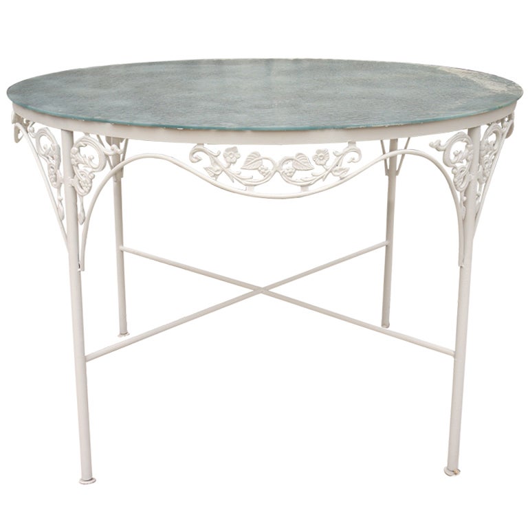 Salterini Style Round Patio Garden Table For Sale at 1stDibs