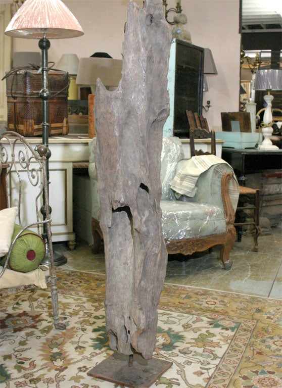Skulptur aus organischem Naturholz im Angebot 3
