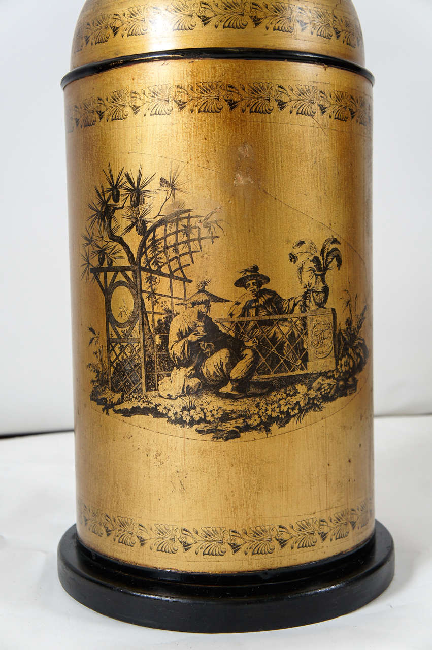 Chinoiserie Tea Canister Tole Lamp In Good Condition For Sale In Sheffield, MA