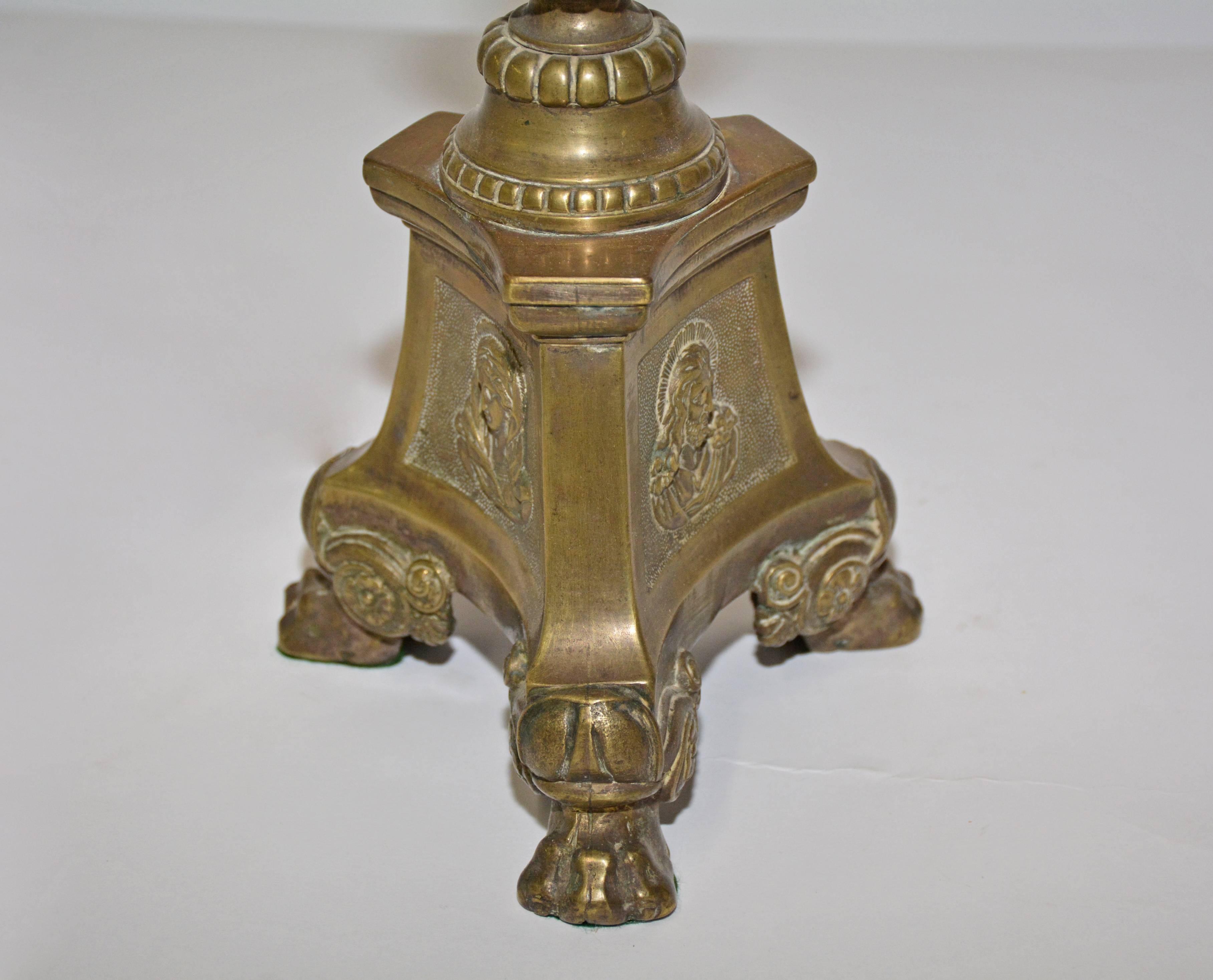 Baroque Lampe chandelier d'autel en bronze ancien en vente
