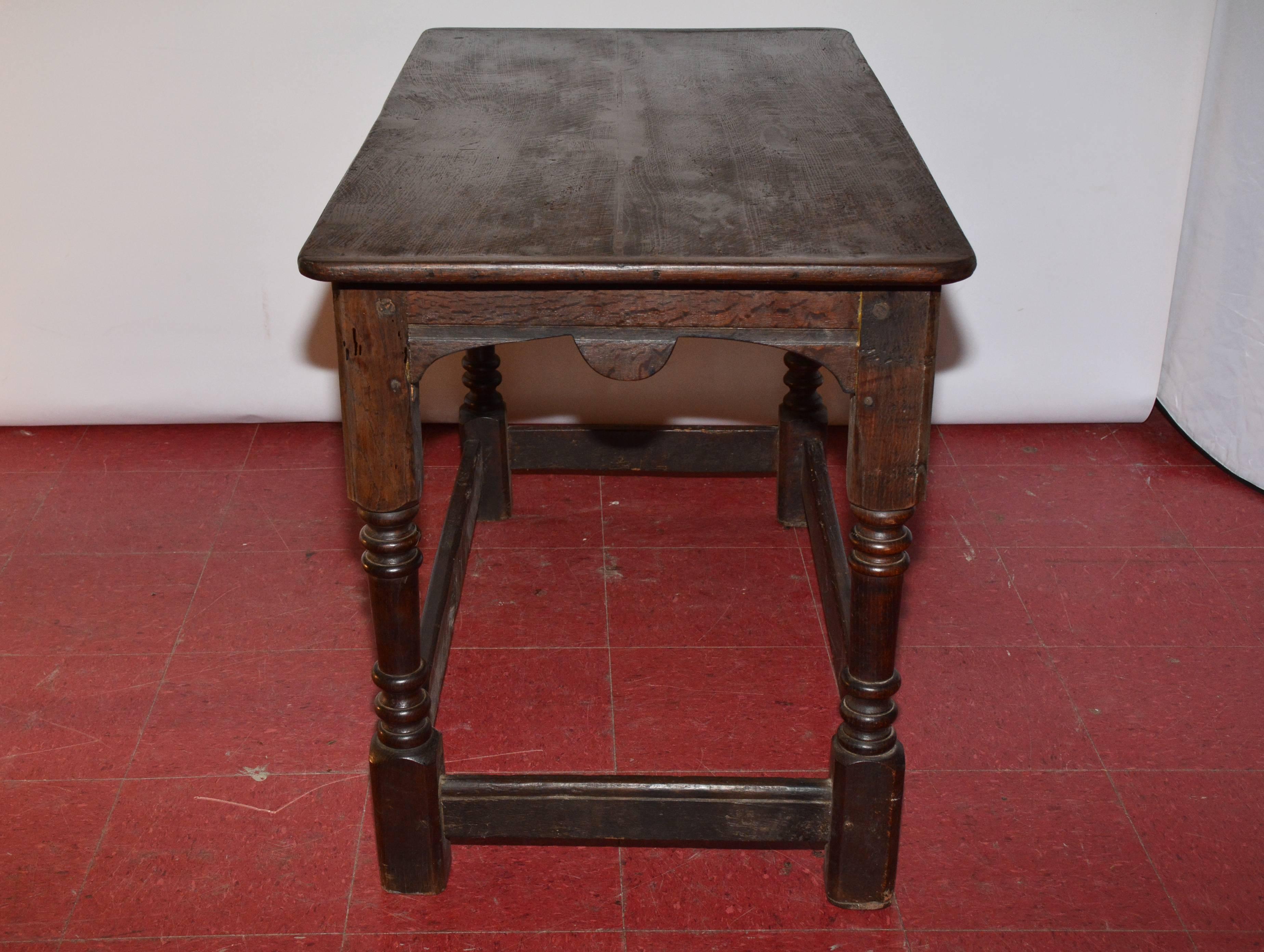 European Jacobean-Revival Stained Oak Centre Table For Sale