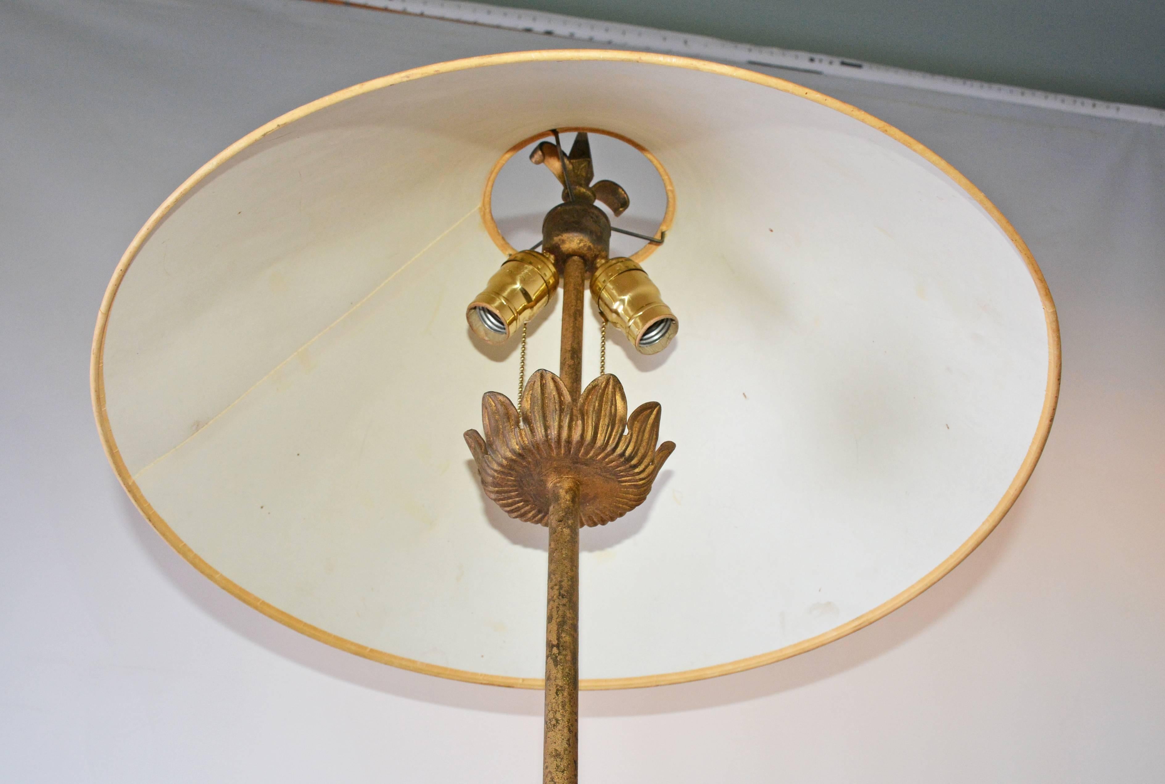Stylish Gilt Metal Floor Lamp In Good Condition For Sale In Sheffield, MA