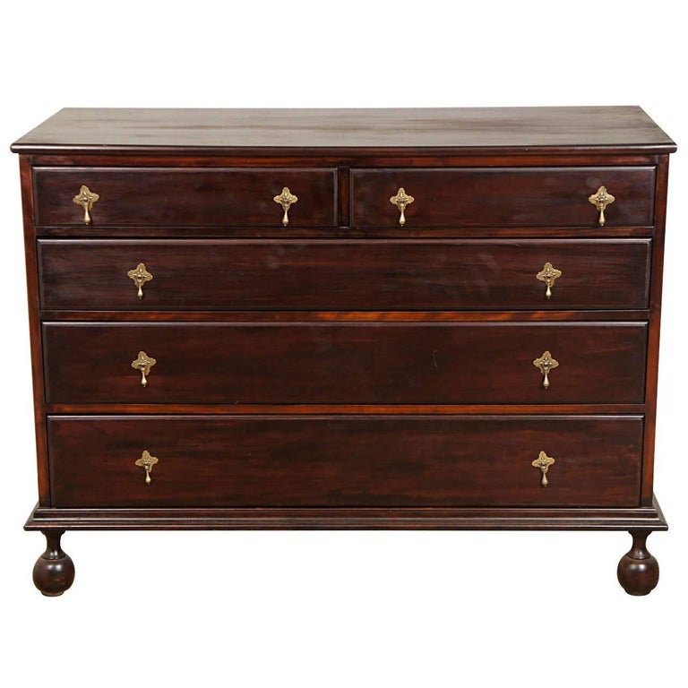 William and Mary Style Chest of Drawers at 1stDibs