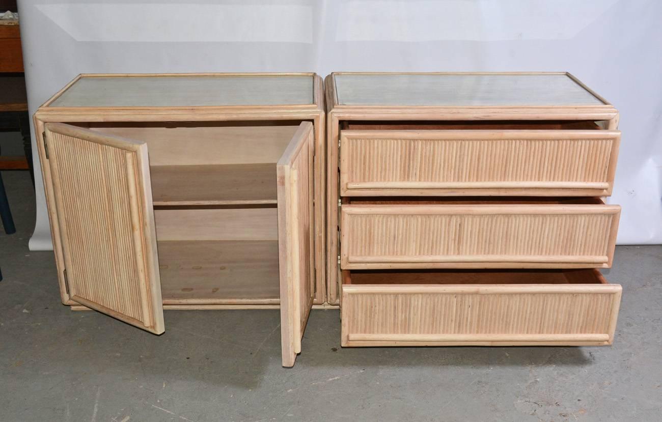 Moderno Armadio/cassetti combinati in finto bambù contemporaneo in vendita