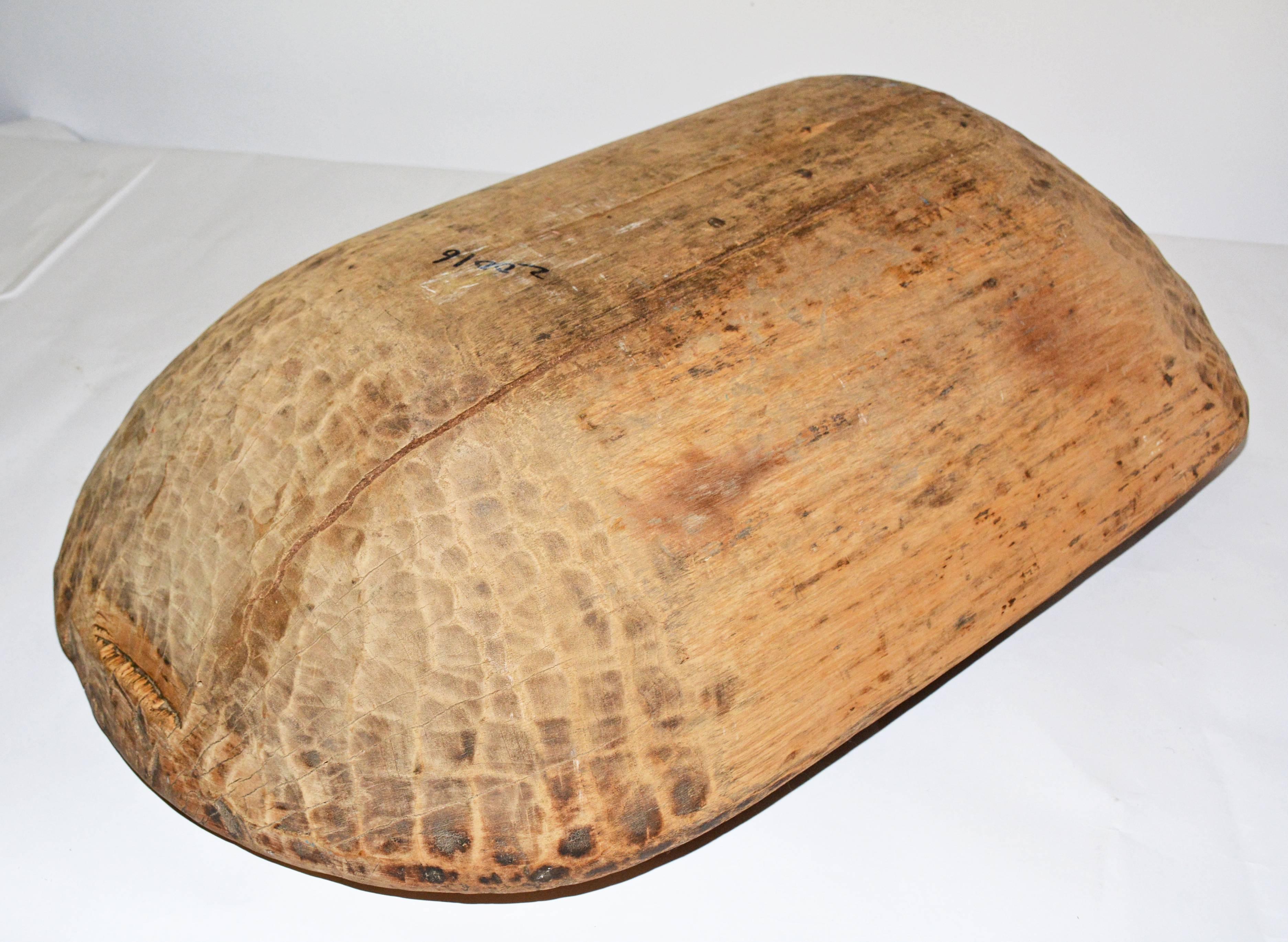 Elongated Oval Wood Dough Bowl In Fair Condition In Sheffield, MA