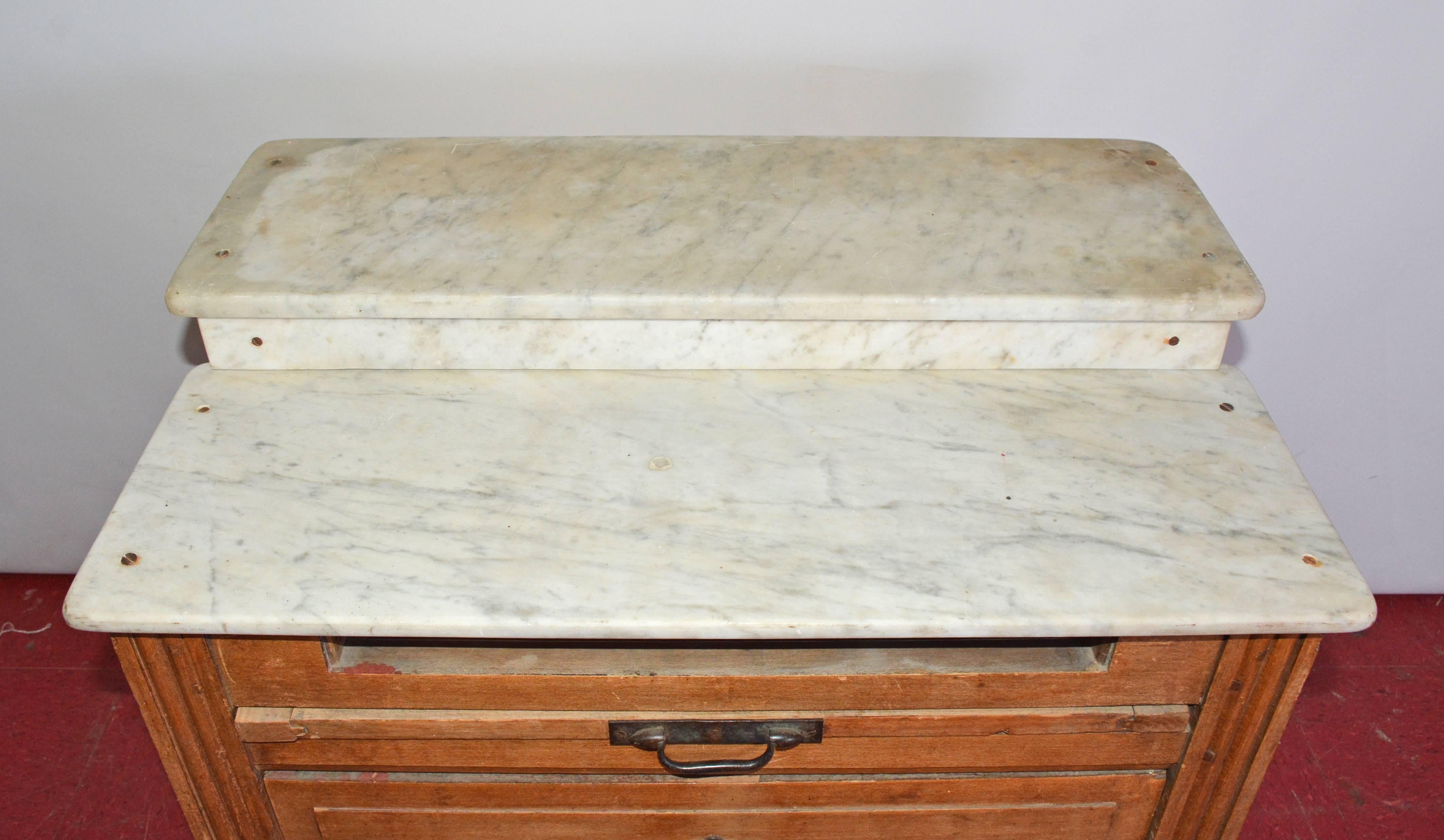 Antique French Baker's Wrapping Table In Good Condition In Sheffield, MA