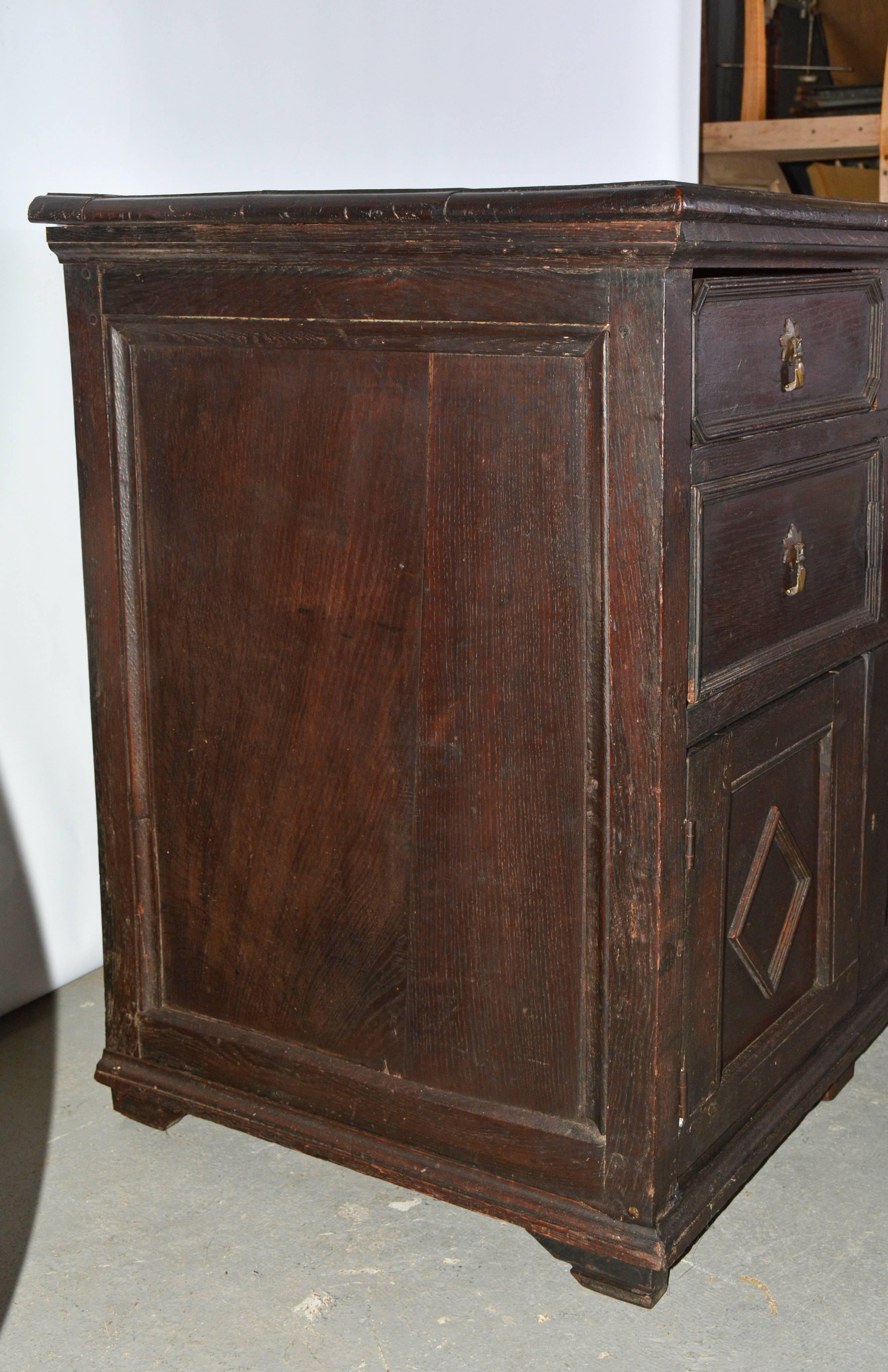 18th Century and Earlier William & Mary Oak Sideboard For Sale