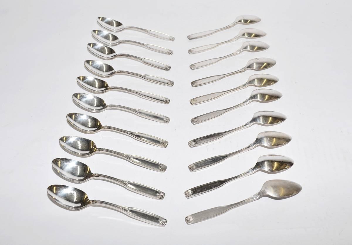 oneida silversmiths spoon