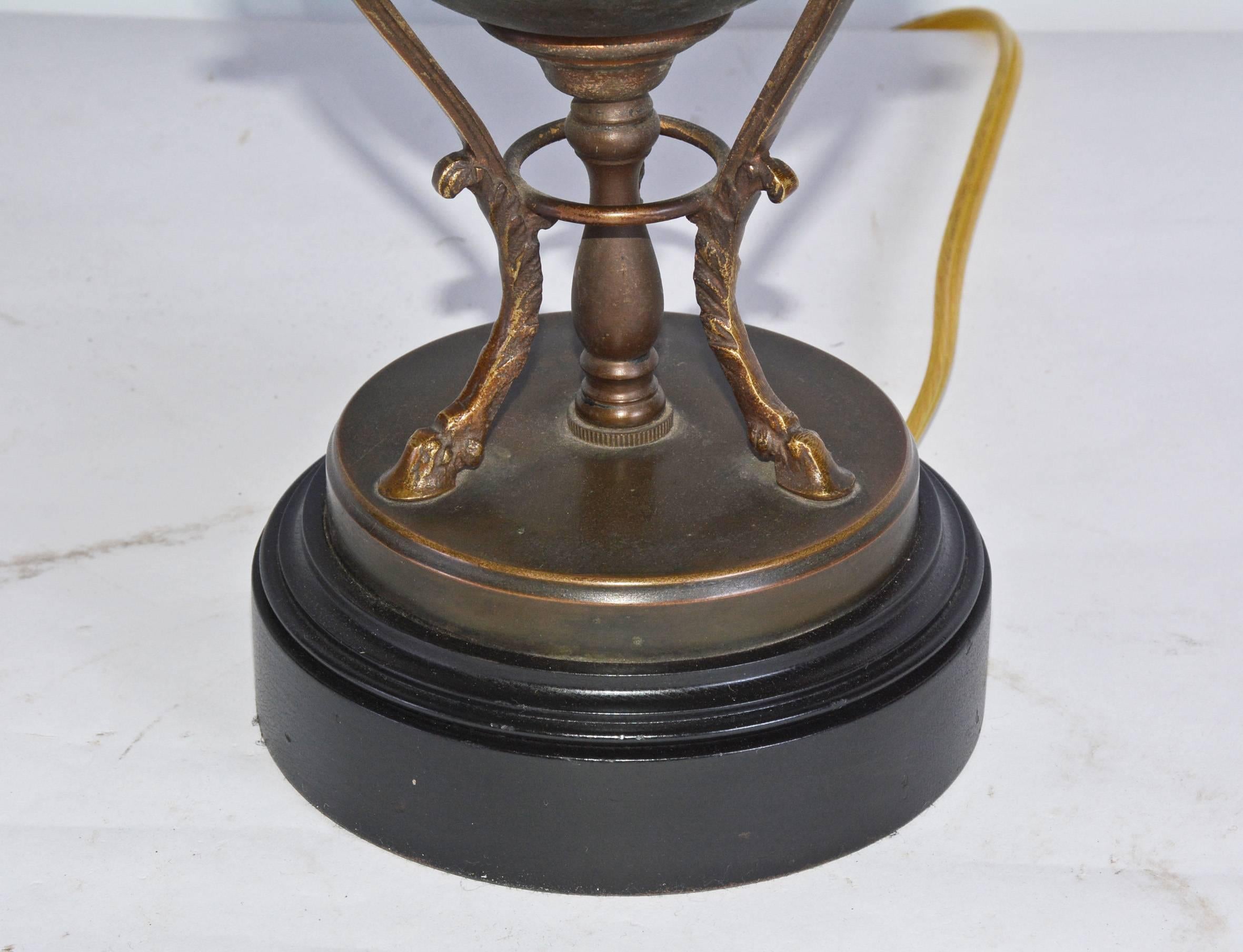 Tisch- oder Schreibtischlampe im Empire-Stil (Französisch) im Angebot