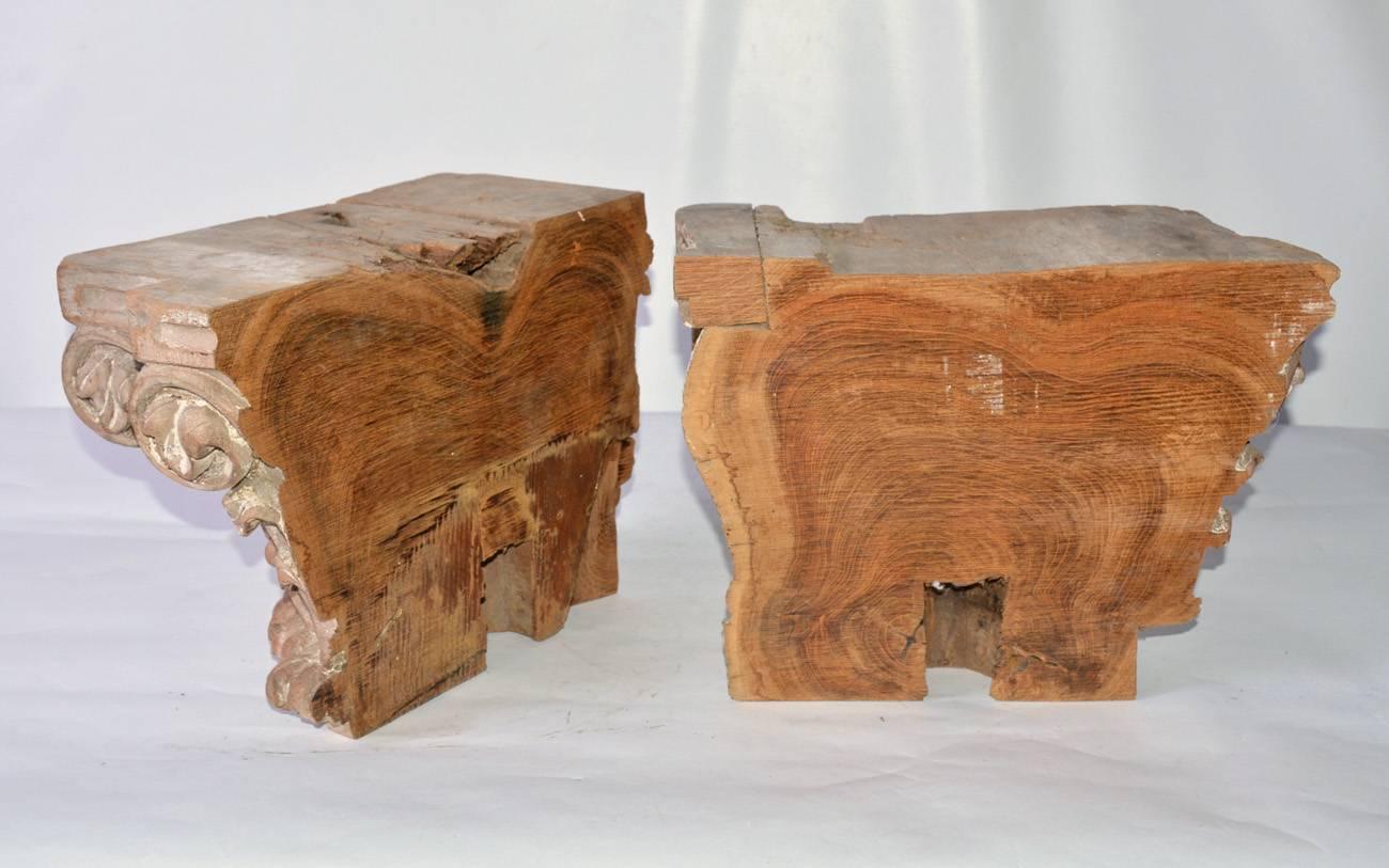 capiteles de madera