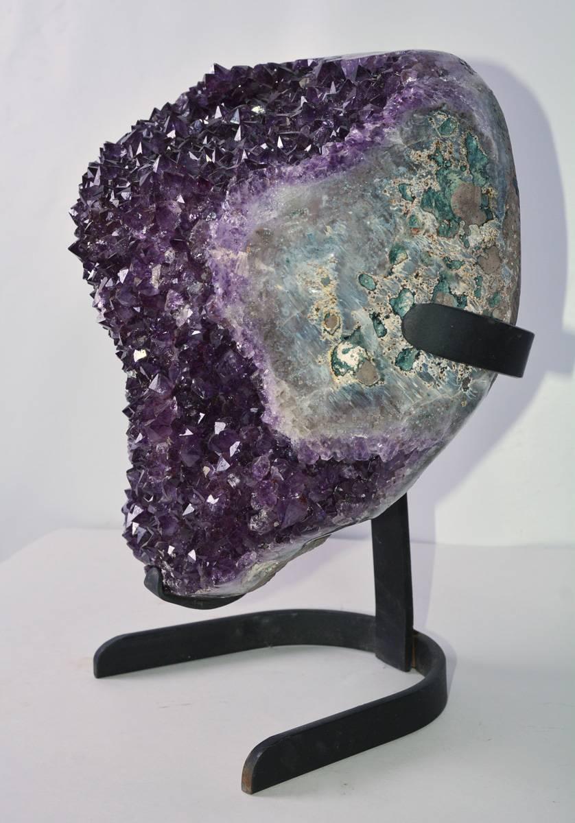 Impressive Amethyst Geode Sculpture In Good Condition In Sheffield, MA