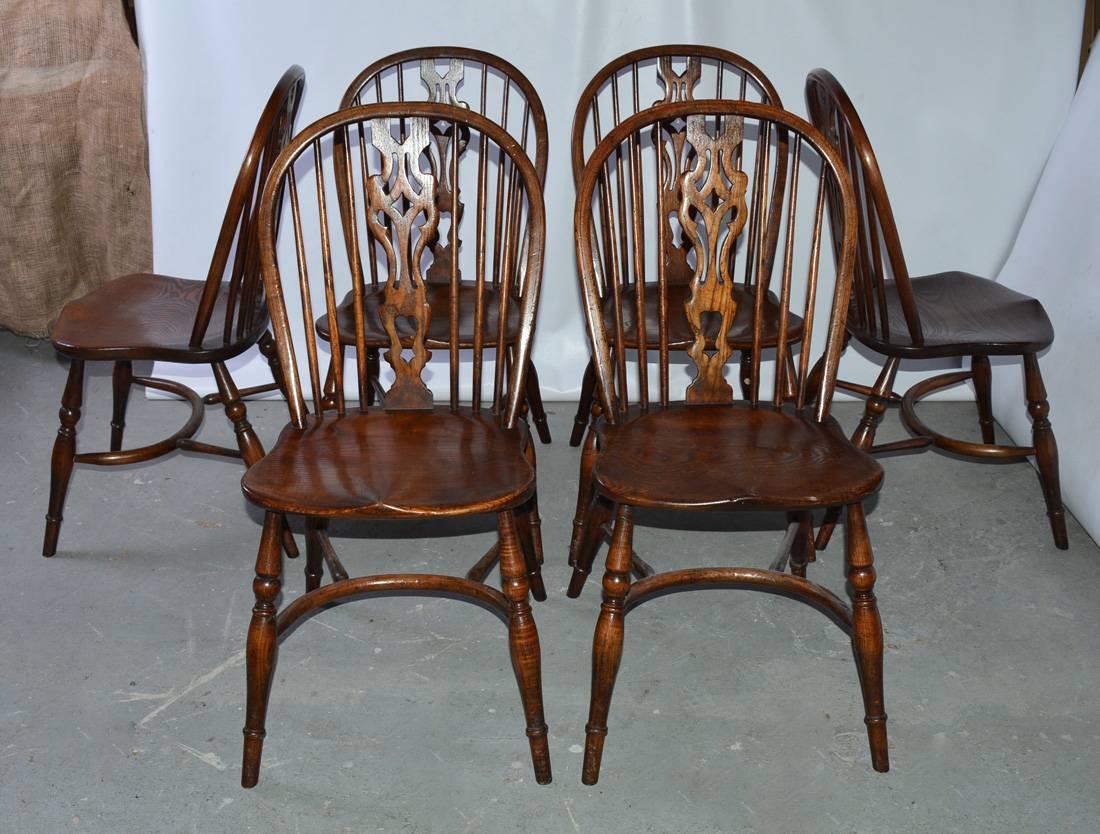 English Set of Eight Georgian Style Windsor Dining Chairs