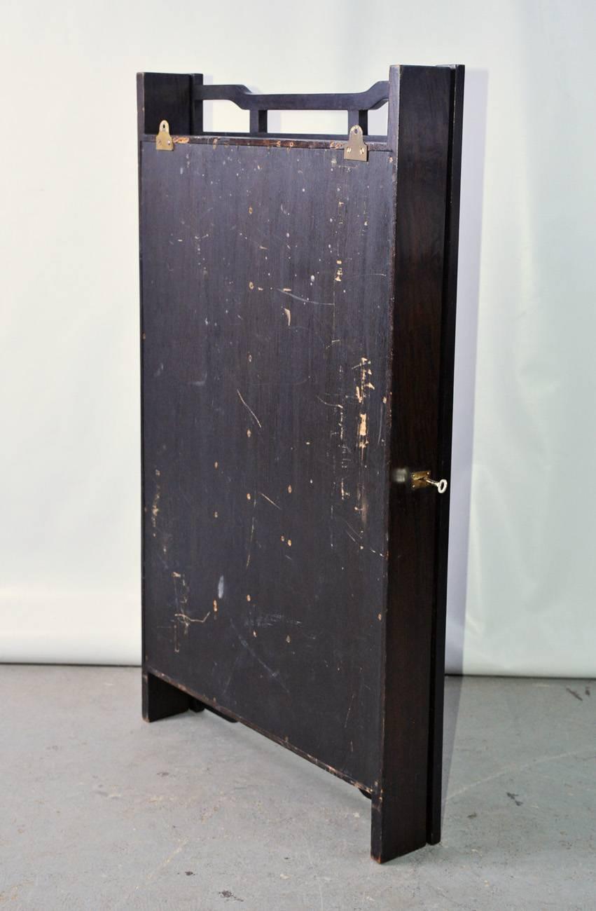 Chinese Export Small Chinese Curio Display Case