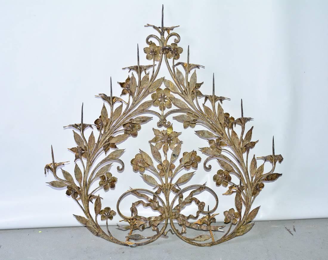 Antique Gilt Metal 12-Candle Floral Wall Sconce In Good Condition In Sheffield, MA