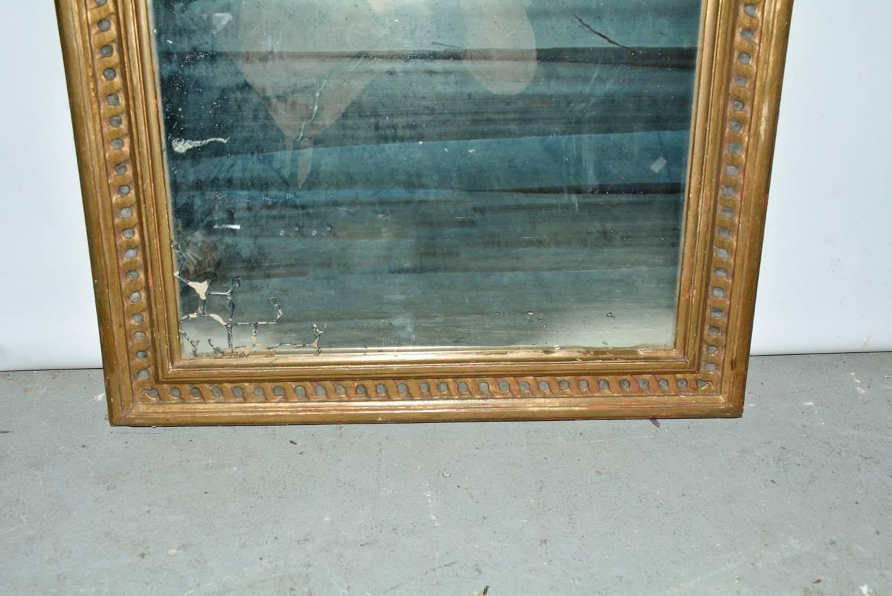 Victorian Giltwood Mirror In Fair Condition In Sheffield, MA