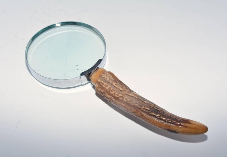 Vintage Magnifying Glass With Antler Handle For At 1stdibs The Vintage Magnifying Glass Has A Stainless Steel Frame Attached To Brown Antler Handle