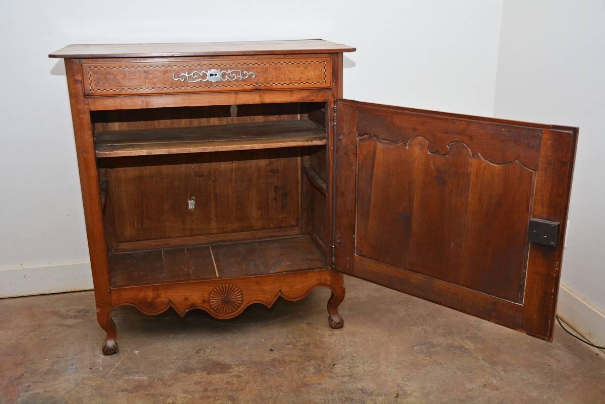 Antique French Provincial Confiturier In Good Condition For Sale In Sheffield, MA