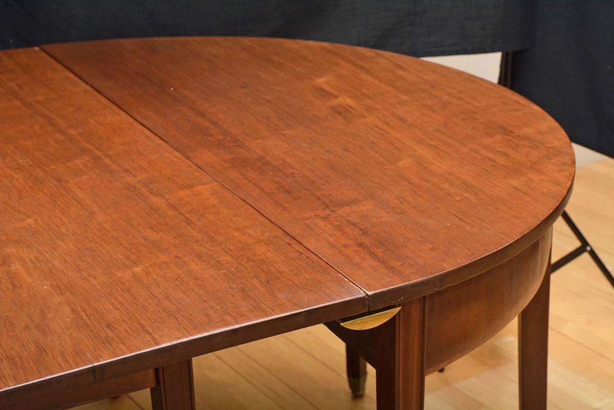 Fait main Table à abattant de style Chippendale de Malborough avec extrémités en D en vente