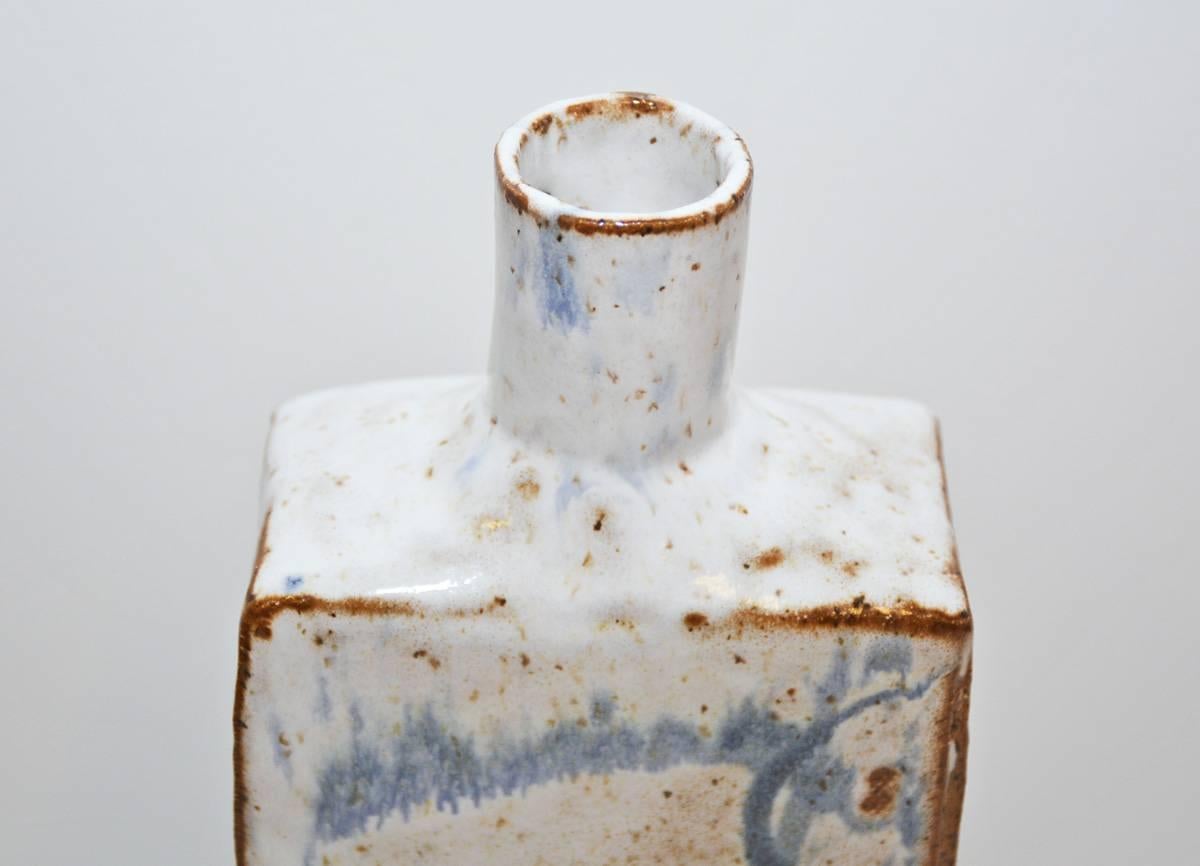 Americano Bottiglia classica in ceramica a basso fuoco in vendita