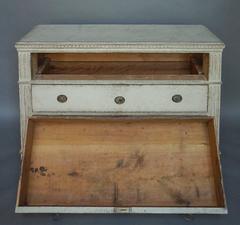 Swedish Neoclassical Chest of Drawers