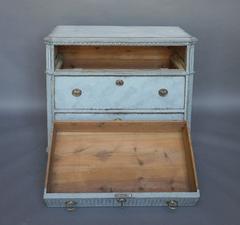 Swedish Chest of Drawers in Blue