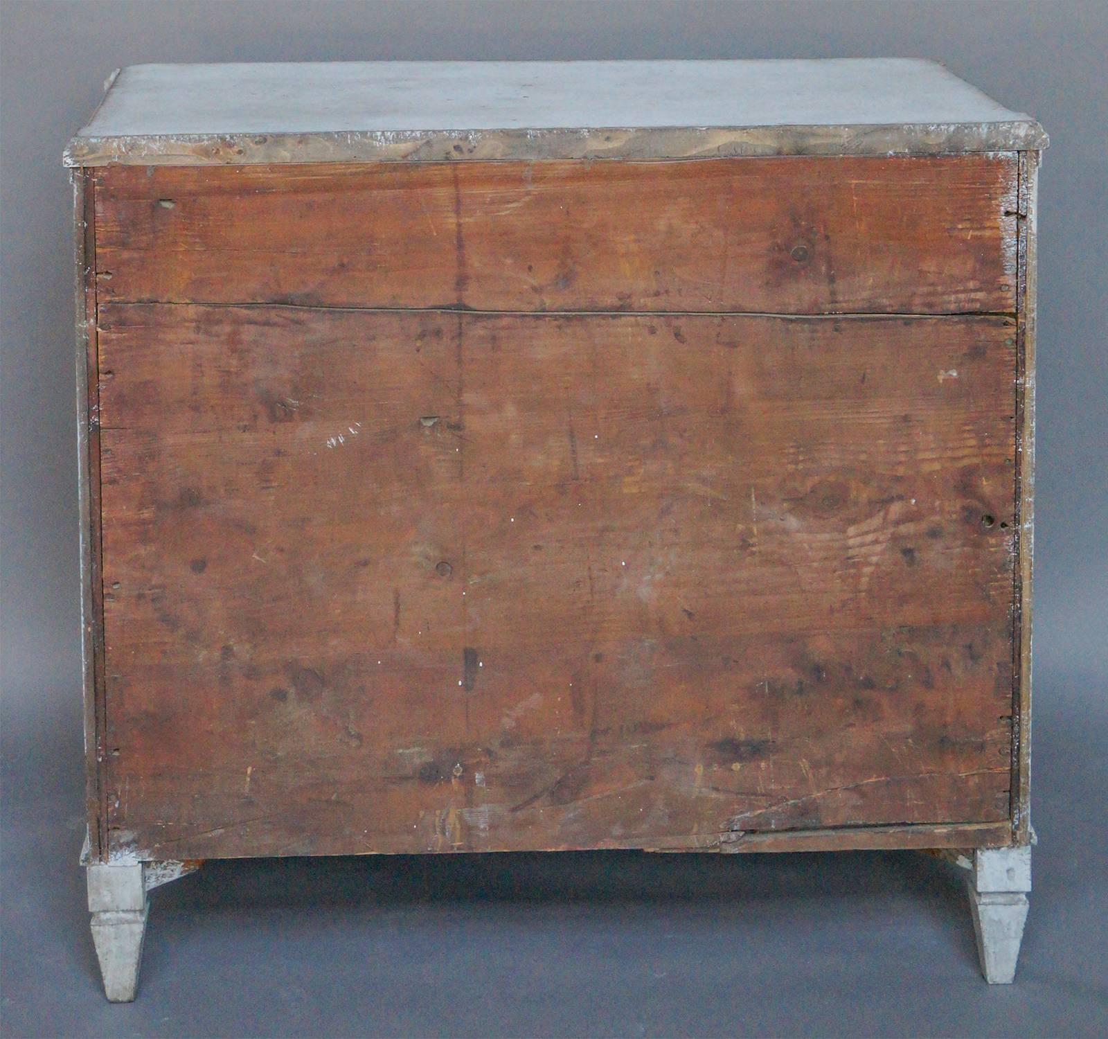 Gustavian Style Chest of Drawers For Sale 1