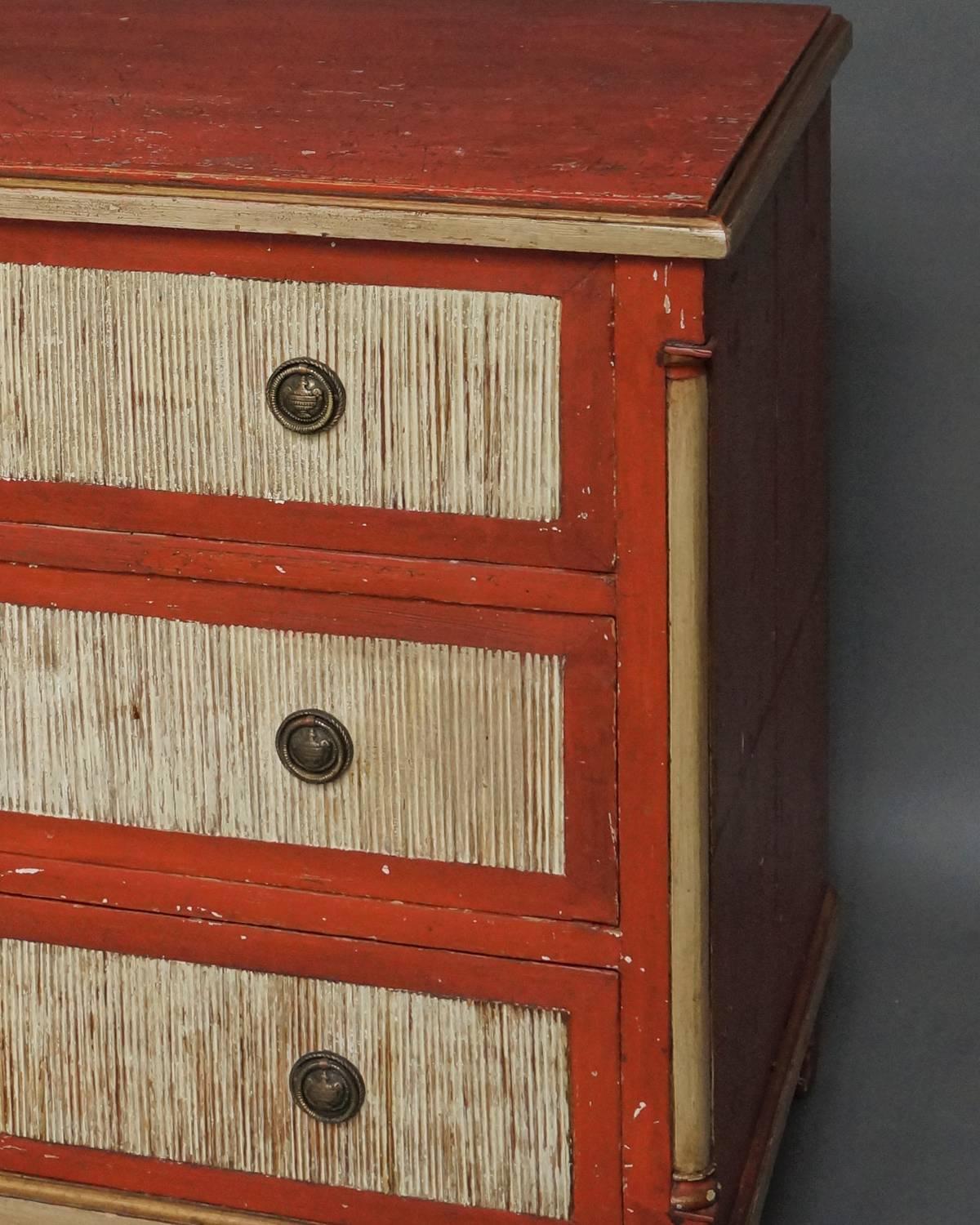 Neoclassical Chest of Drawers in Old Paint In Excellent Condition For Sale In Sheffield, MA