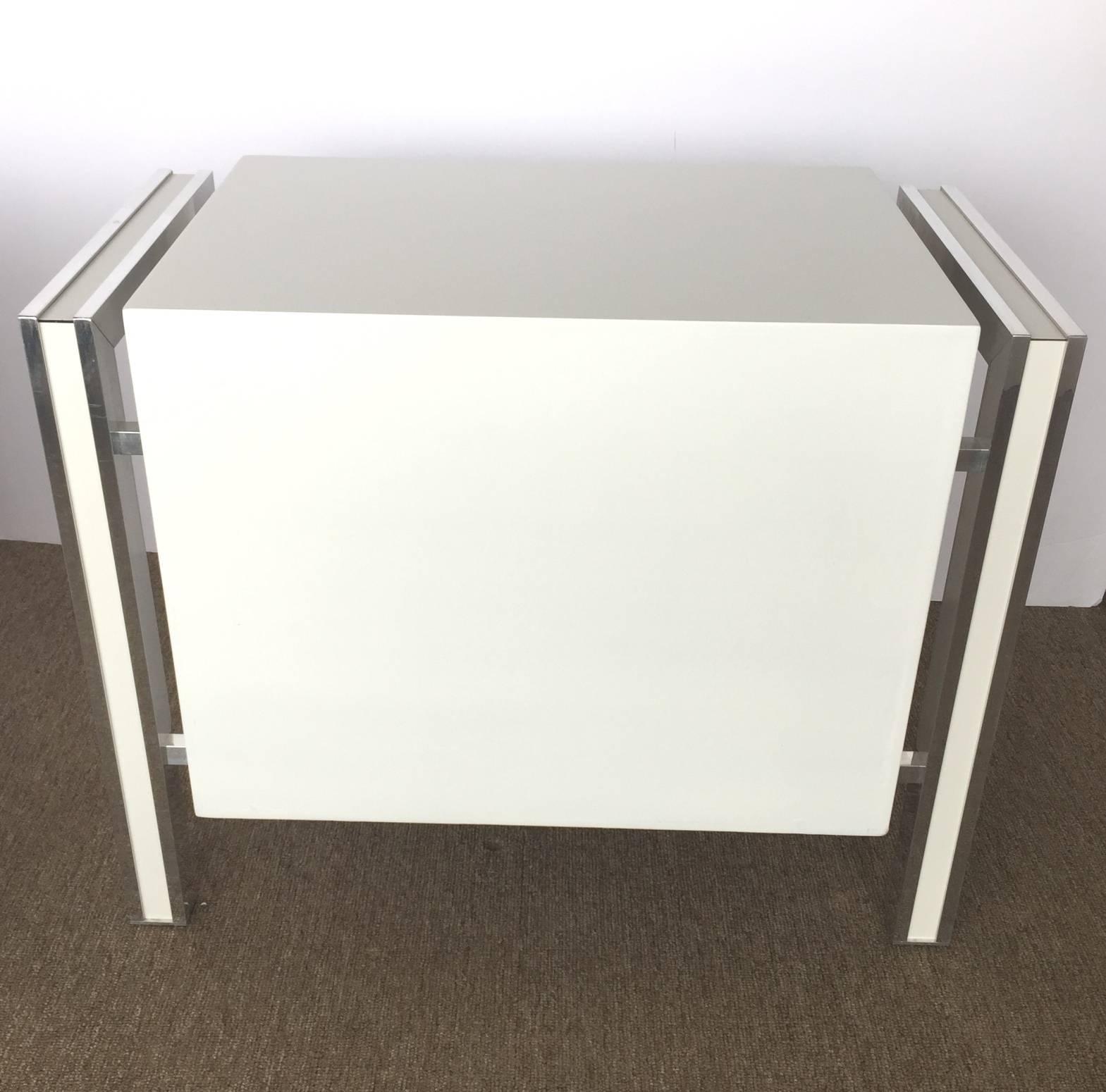 American 1970s Mod Pair of White and Chrome Night Stands