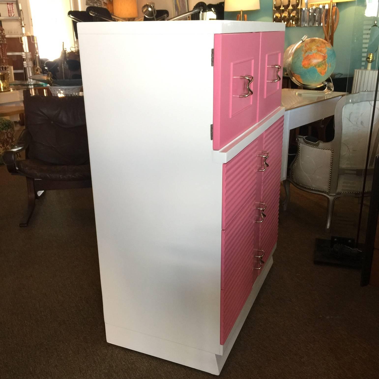 Mid-Century Modern Mid-Century Pink and White Tall Chest of Drawers Dresser by Martinsville For Sale