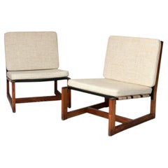 Sessel im französischen Landhausstil aus den 1960er Jahren mit beigen Stoffkissen
