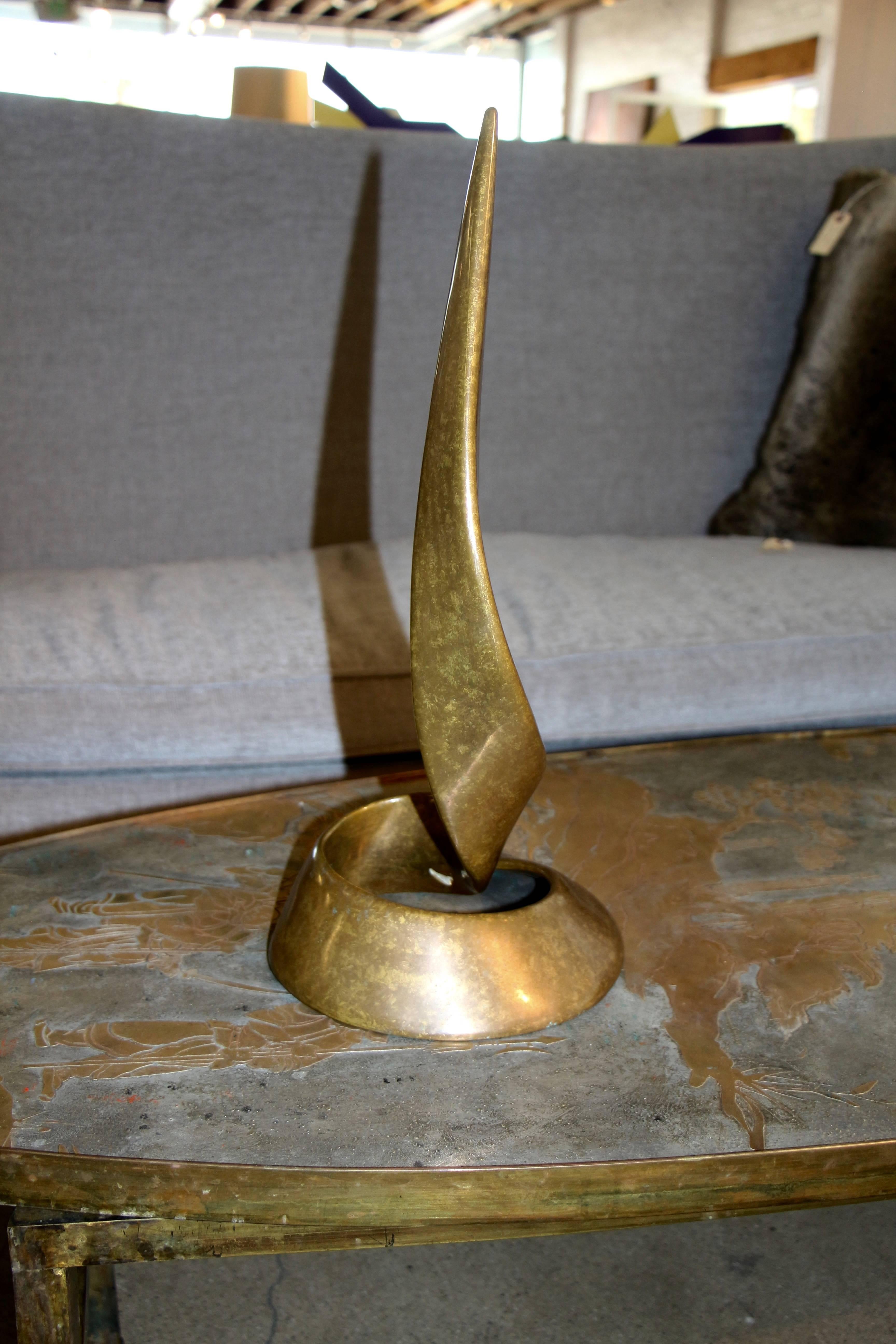 American Beautiful Swirling Curl Bronze by Bill Keating Dated 1983 For Sale