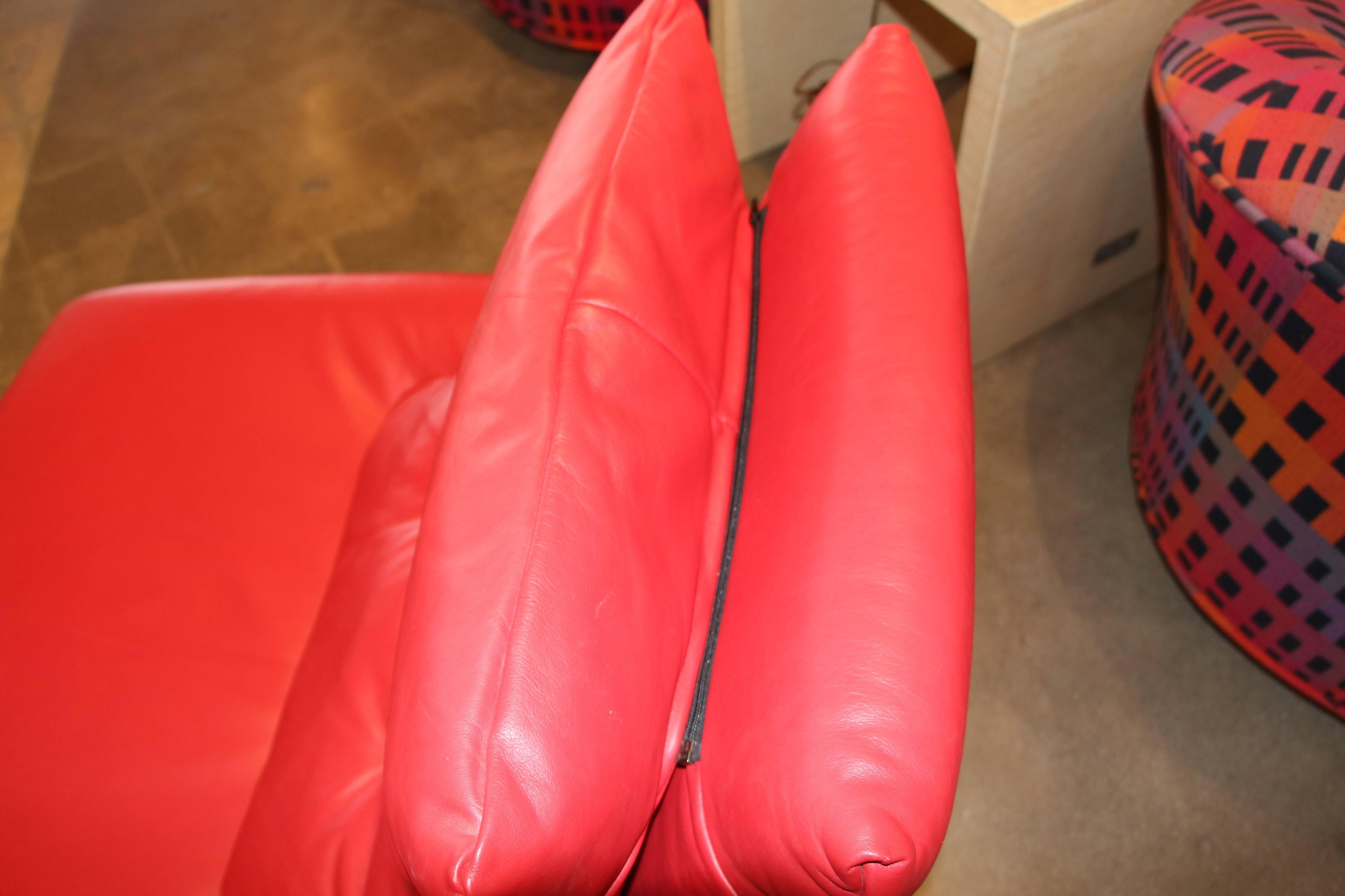Fabulous Soft Red Leather Italian Lounge Chair That Floats and Wiggles In Good Condition In Palm Springs, CA